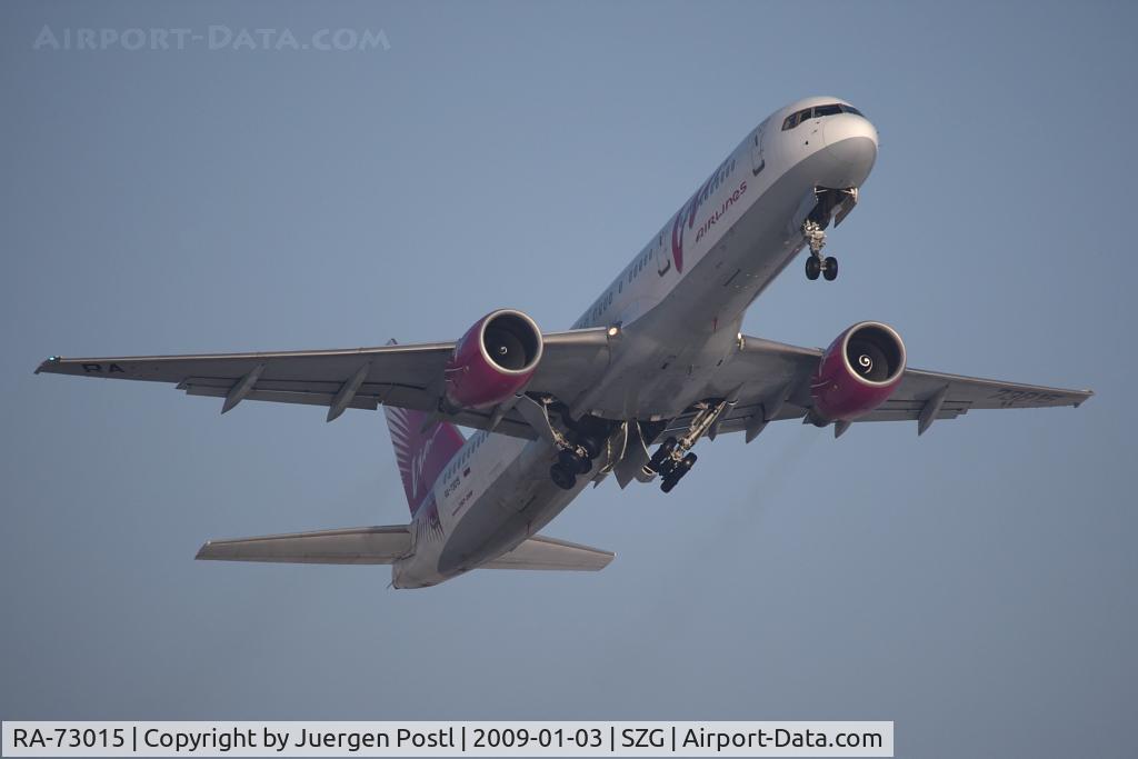 RA-73015, 1992 Boeing 757-230 C/N 25901, Boeing 757-230