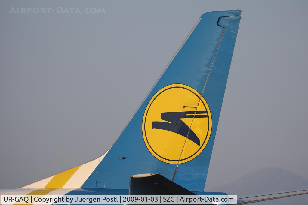 UR-GAQ, 1997 Boeing 737-33R C/N 28869, Boeing 737-33R