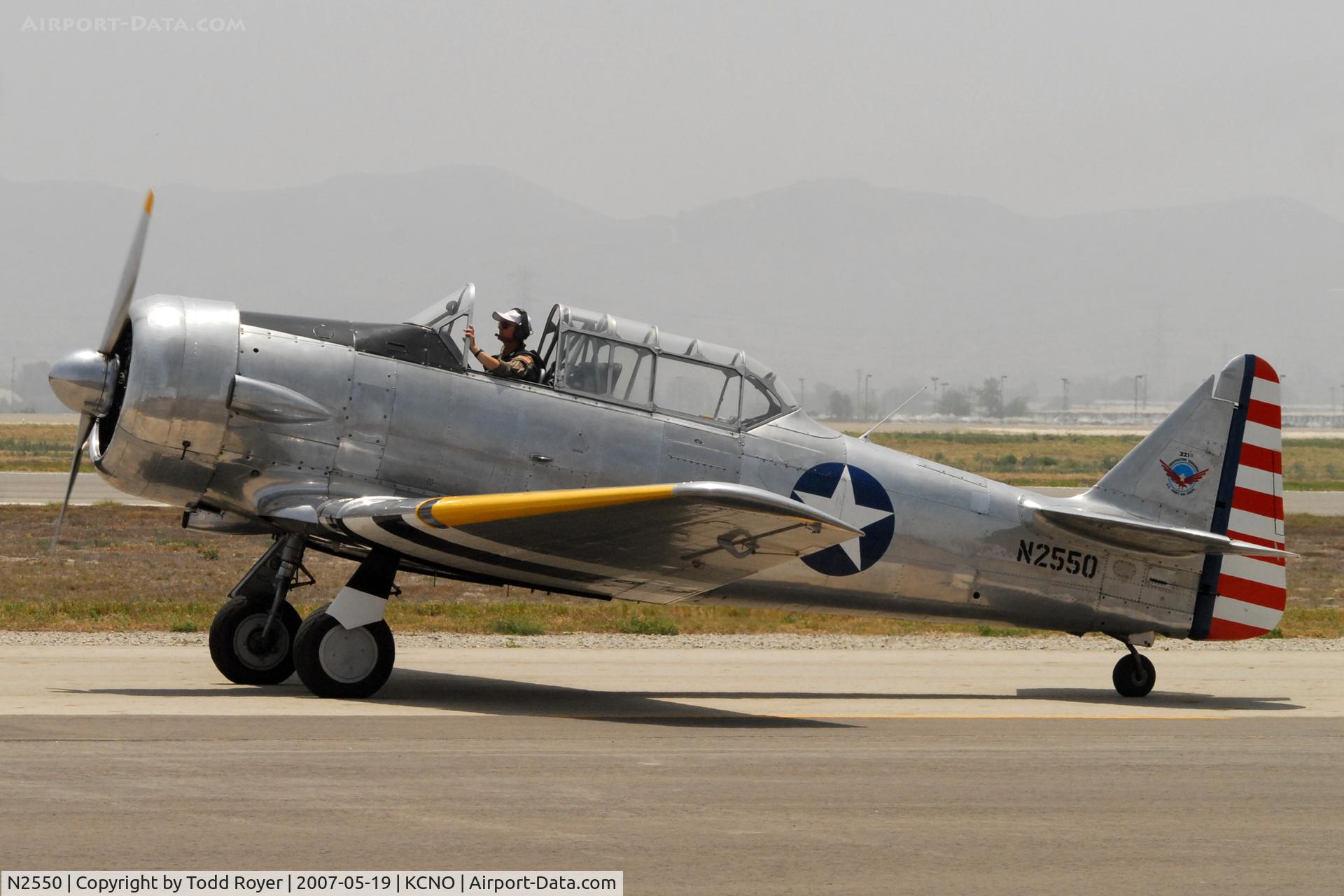 N2550, 1985 North American SNJ-5 Texan C/N 43683, Chino Airshow 2007