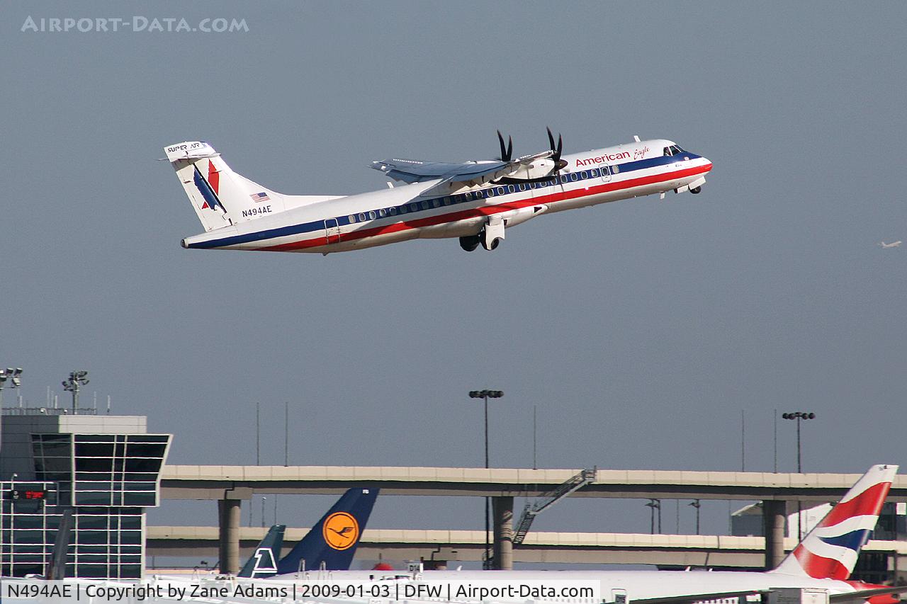 N494AE, 1997 ATR 72-212A C/N 494, American Eagle at DFW