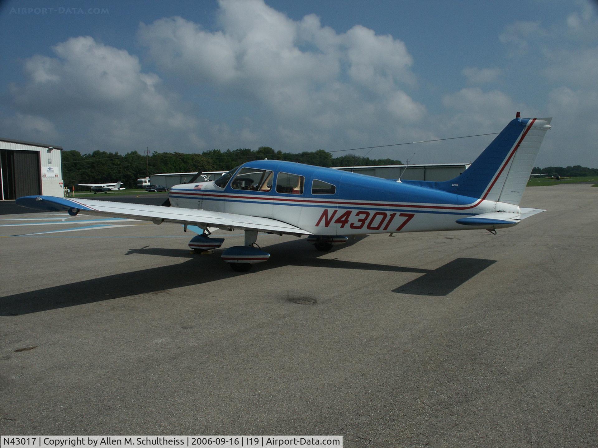 N43017, 1974 Piper PA-28-151 C/N 28-7415408, Young Eagle Day