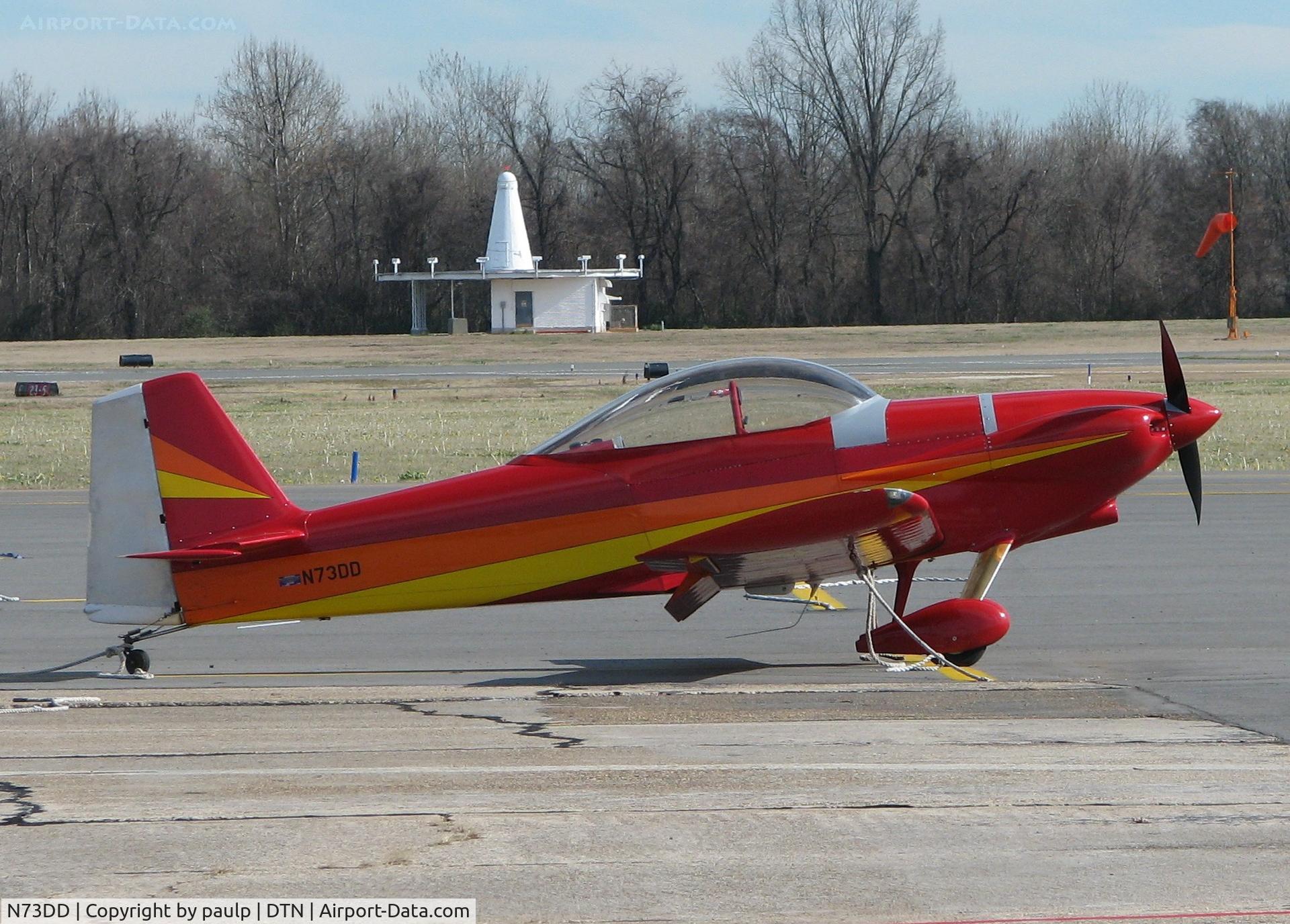 N73DD, 1989 Vans RV-4 C/N 615, Parked at the Downtown Shreveport airport.