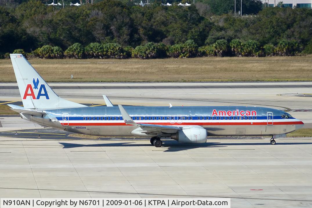 N910AN, 1999 Boeing 737-823 C/N 29512, American