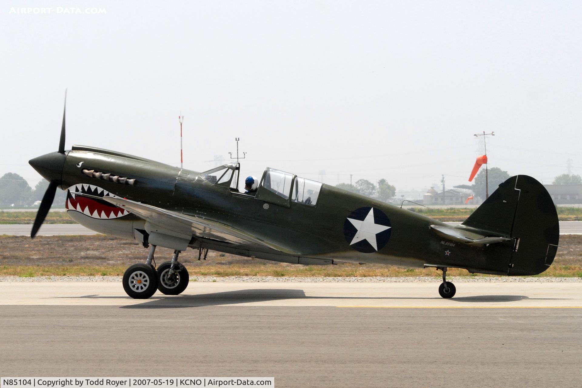 N85104, Curtiss P-40N-5CU Kittyhawk C/N 28954/F858, Chino Airshow 2007
