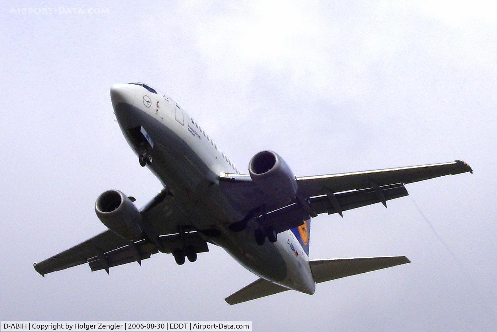D-ABIH, 1991 Boeing 737-530 C/N 24821, 20 seconds to TXL