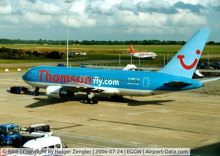 G-BRIF, 1990 Boeing 767-204/ER C/N 24736, Big aircraft leaving Luton airport