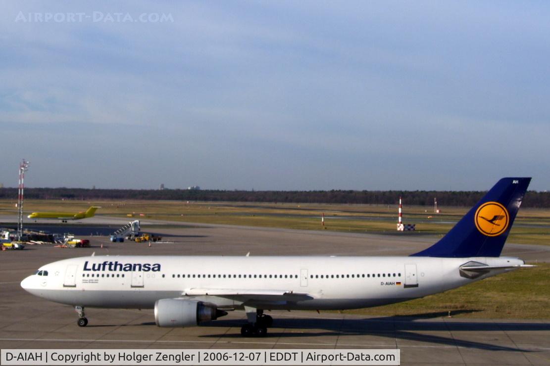 D-AIAH, 1986 Airbus A300B4-603 C/N 380, A bigger one of Lufthansa´s fleet