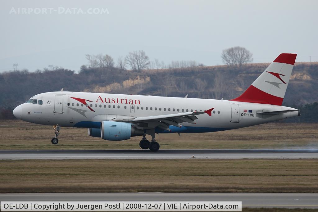 OE-LDB, 2004 Airbus A319-112 C/N 2174, Airbus A319-112