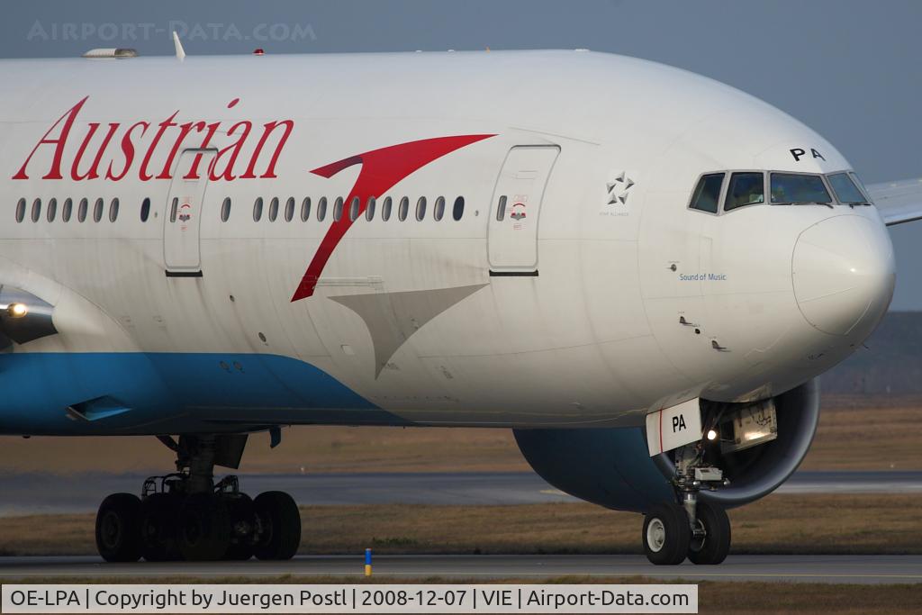 OE-LPA, 1997 Boeing 777-2Z9/ER C/N 28698, Boeing 777-2Z9