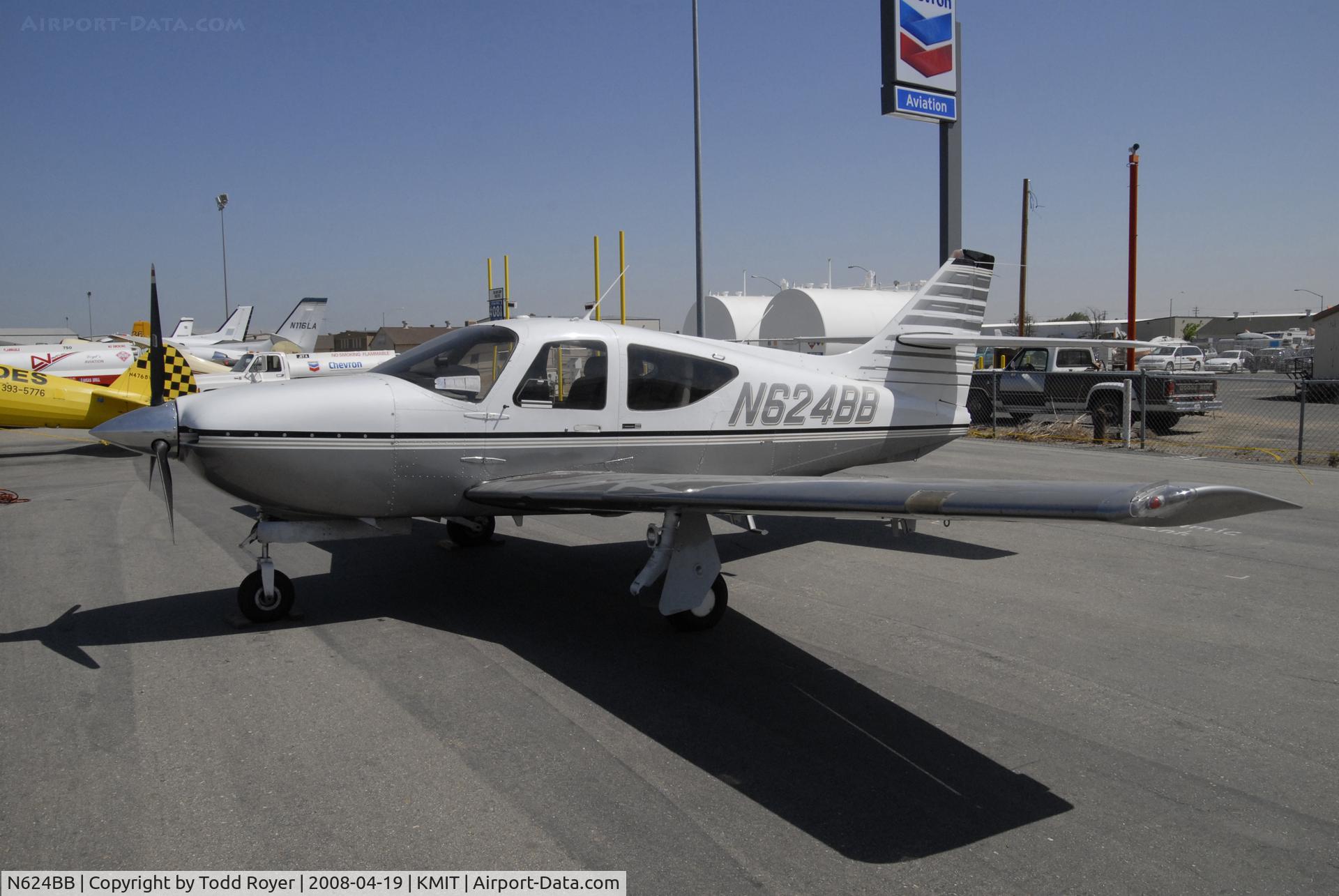 N624BB, 1997 Rockwell Commander 114B C/N 14651, Shafter Airshow 2008