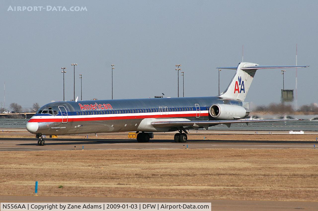 N556AA, 1991 McDonnell Douglas MD-82 (DC-9-82) C/N 53086, American Airlines MD-80 at DFW