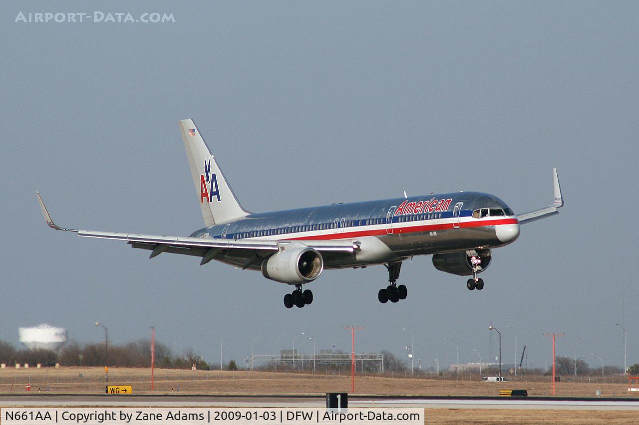 N661AA, 1992 Boeing 757-223 C/N 25295, American Airlines 757 at DFW