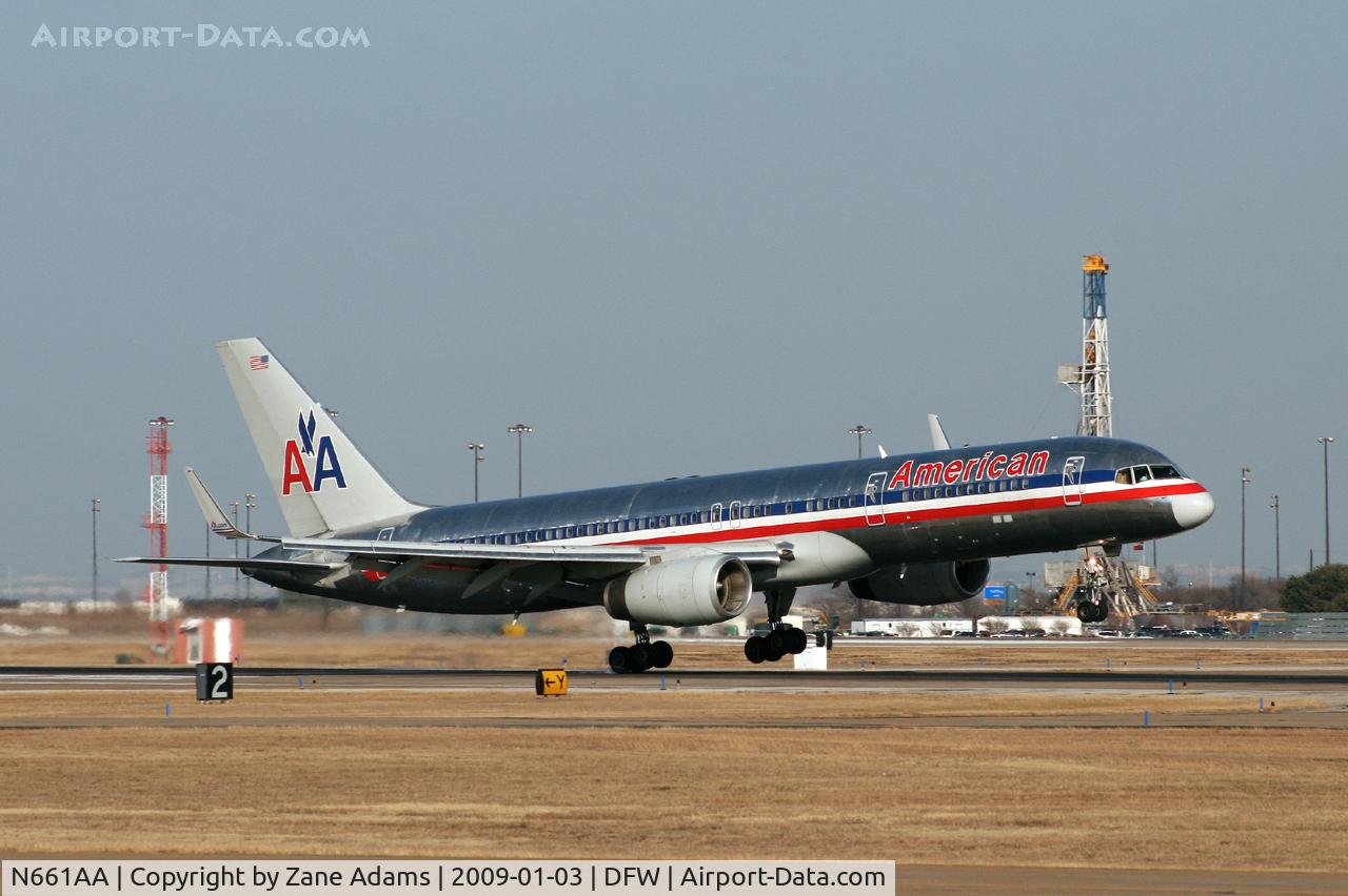 N661AA, 1992 Boeing 757-223 C/N 25295, American Airlines 757 at DFW