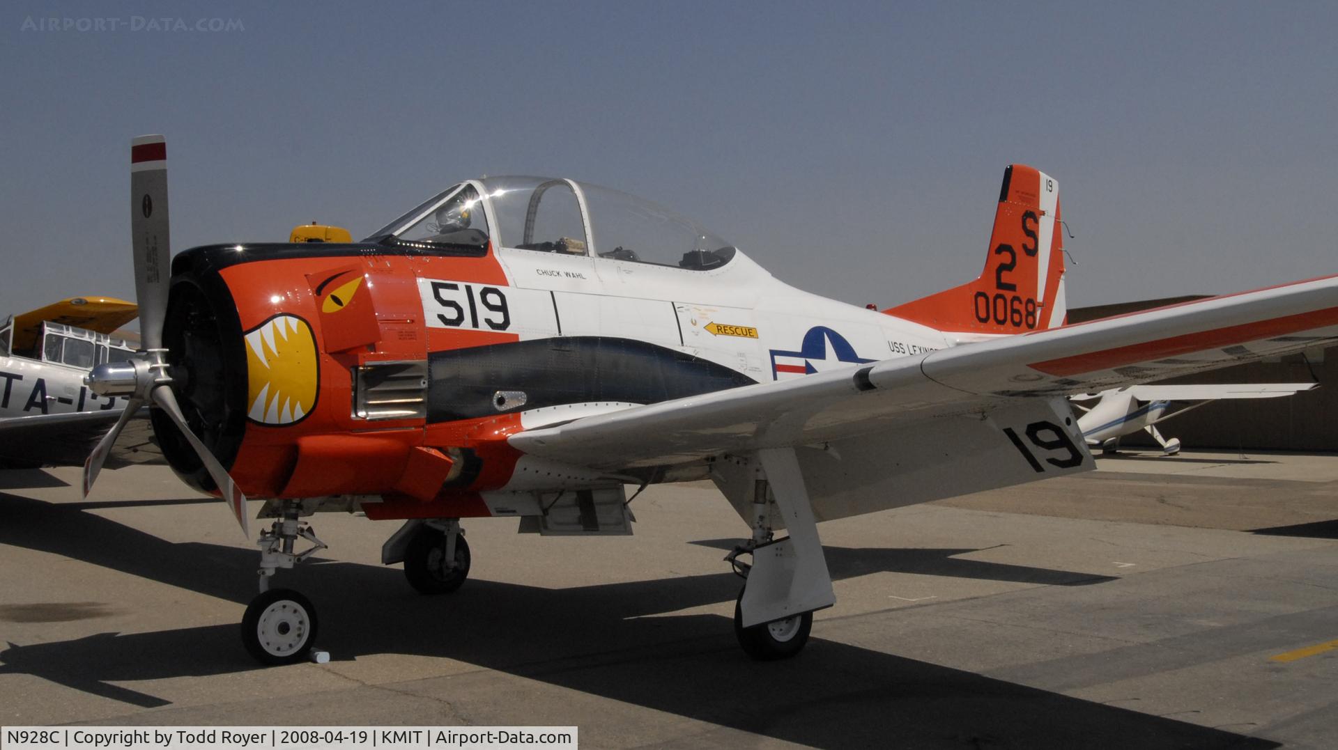 N928C, 1956 North American T-28C Trojan C/N 226-16, Shafter Airshow 2008