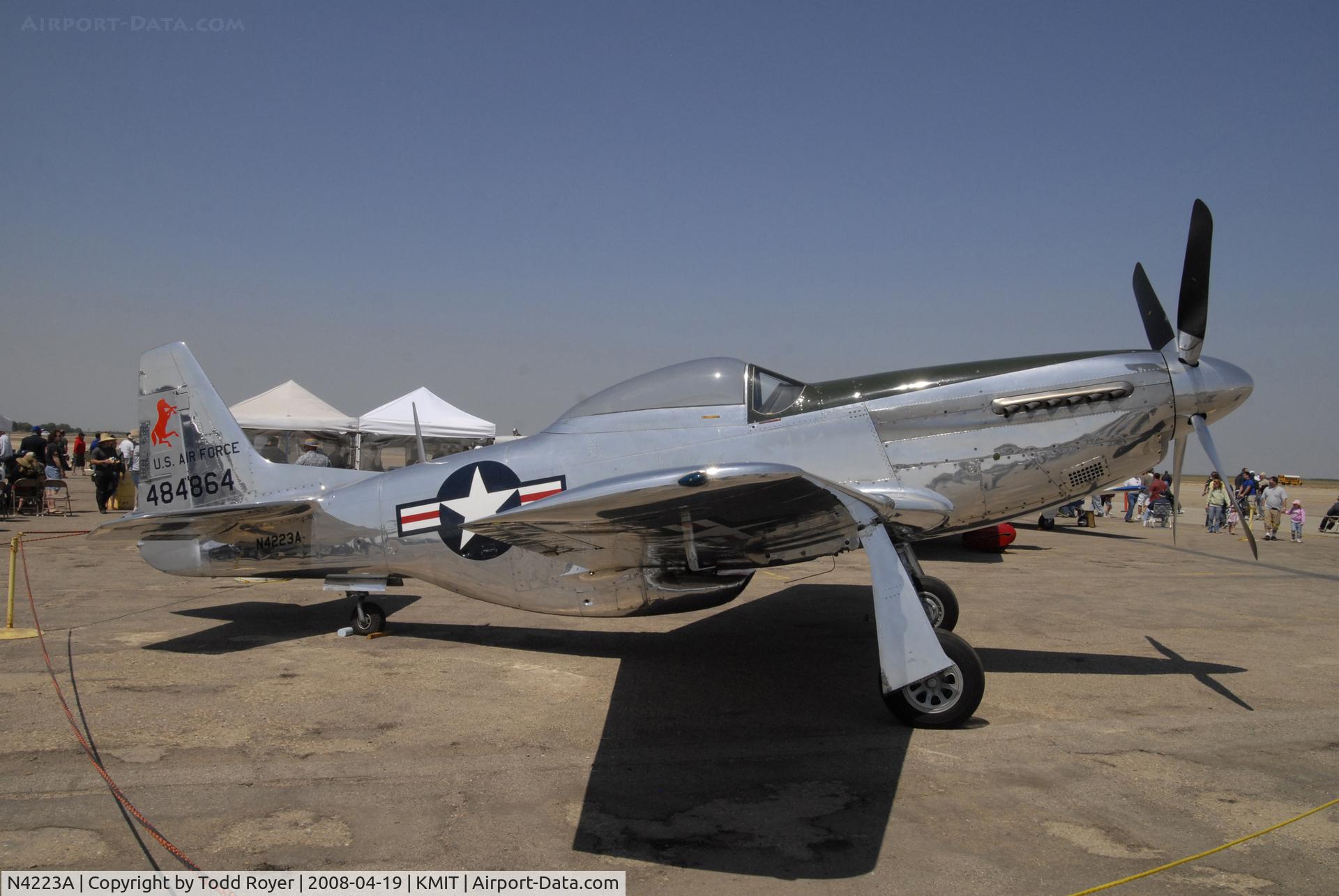 N4223A, North American P-51D Mustang C/N 44-84864, Shafter Airshow 2008