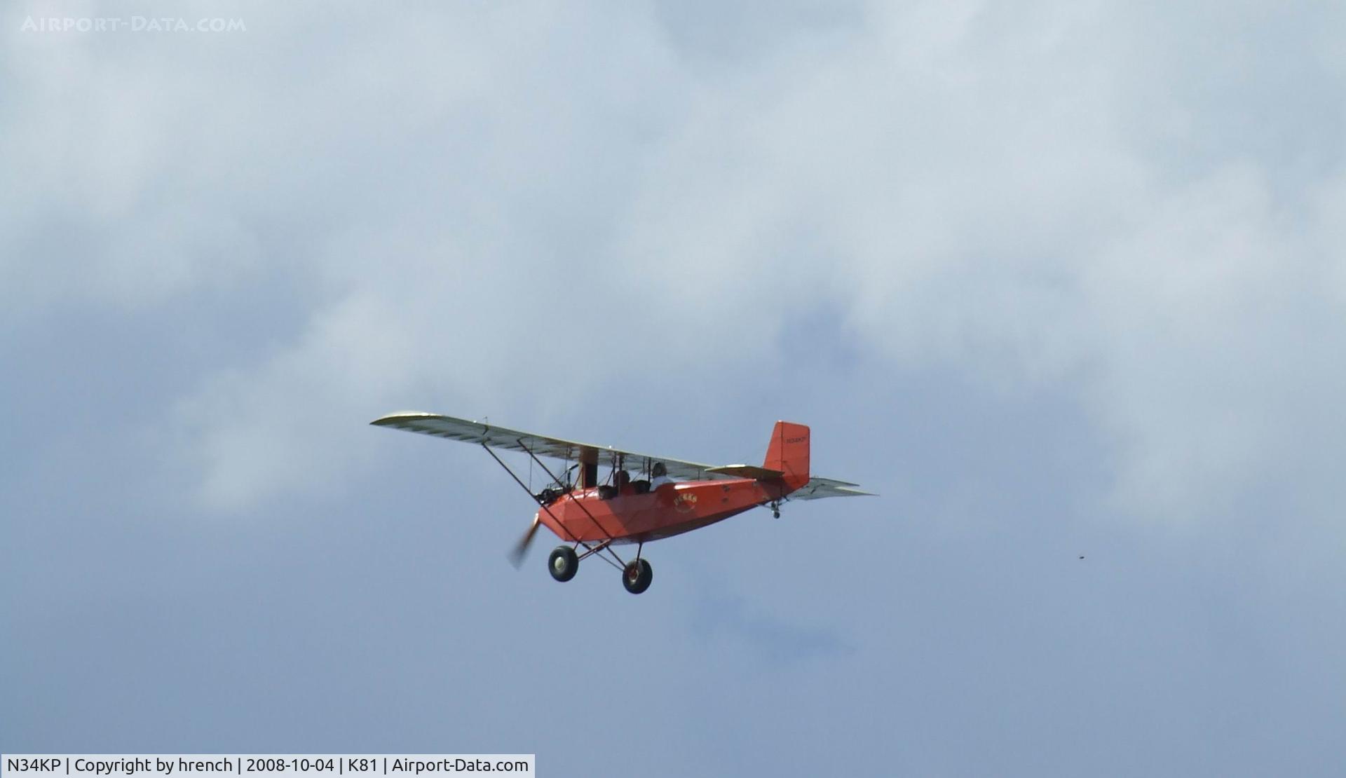 N34KP, 2000 Pietenpol Air Camper C/N 6, N34KP flying at Miami Co airport day