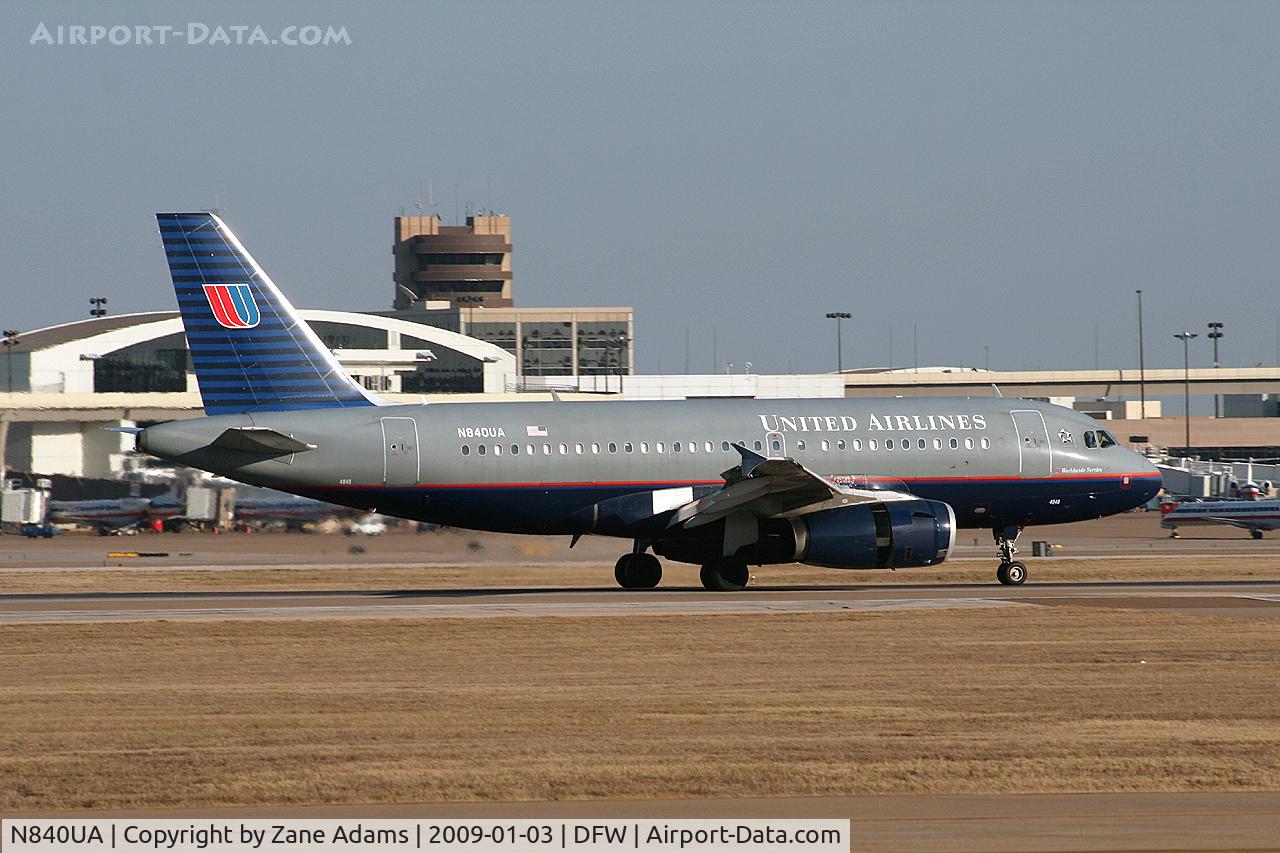 N840UA, 2001 Airbus A319-131 C/N 1522, United Airlines A319 landing at DFW