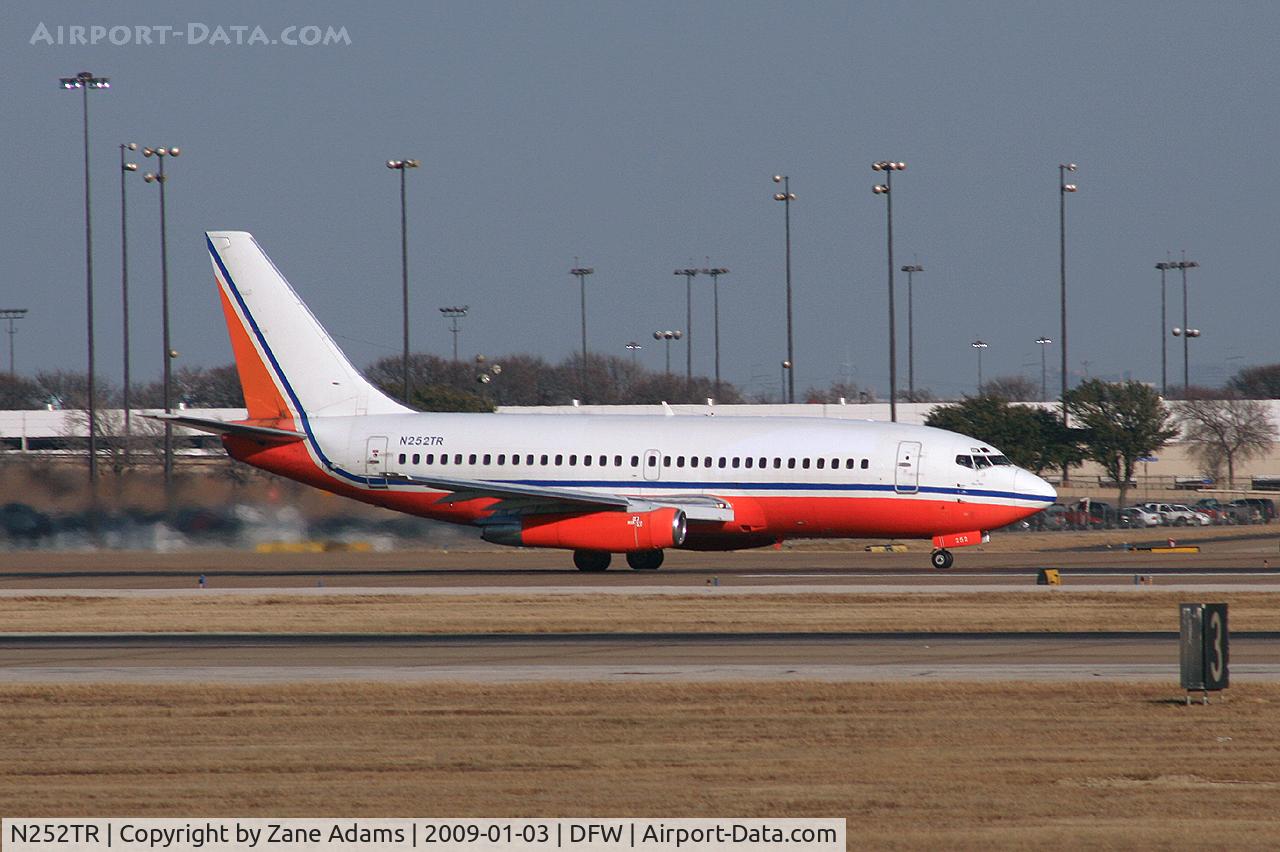 N252TR, 1983 Boeing 737-228 C/N 23001, Former Hooters Air 737 - Departing DFW