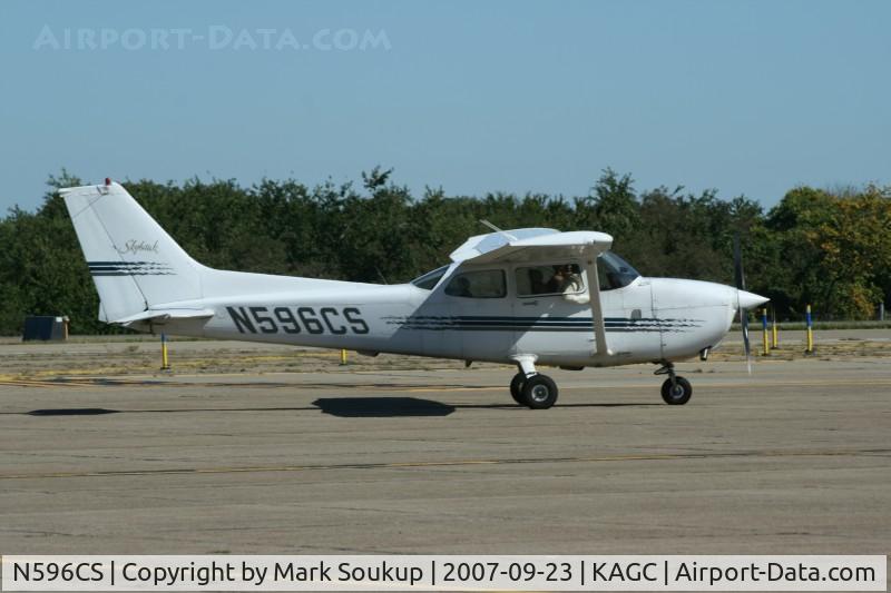 N596CS, 1997 Cessna 172R C/N 17280050, N596CS @ KAGC
