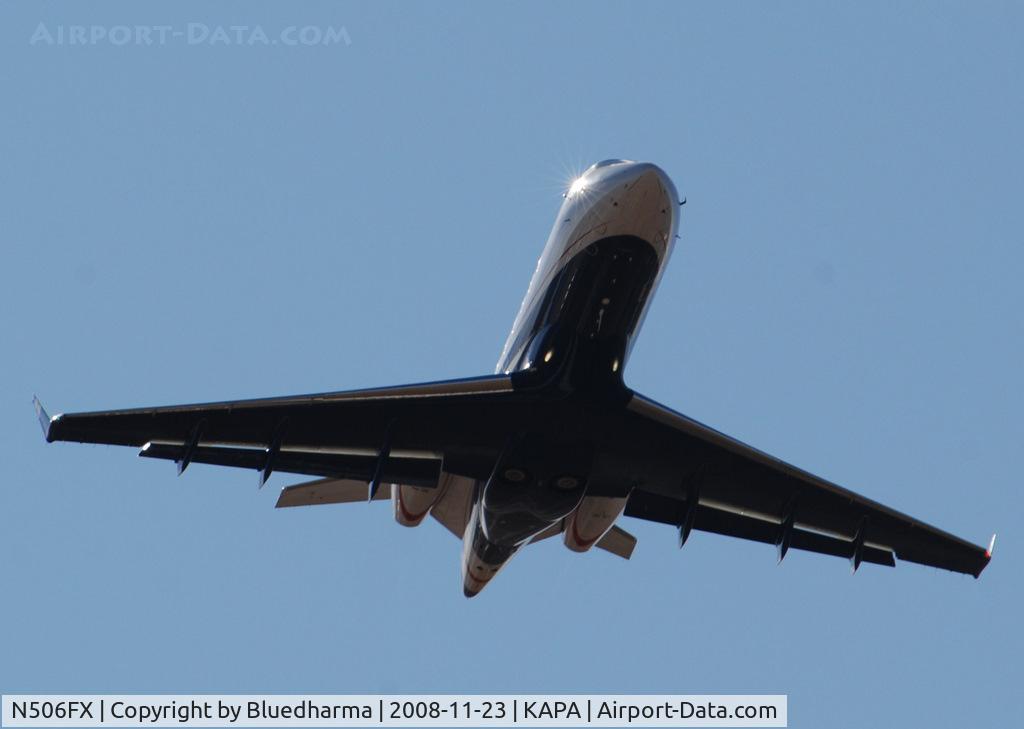N506FX, 2003 Bombardier Challenger 300 (BD-100-1A10) C/N 20007, Takeoff from 35R.