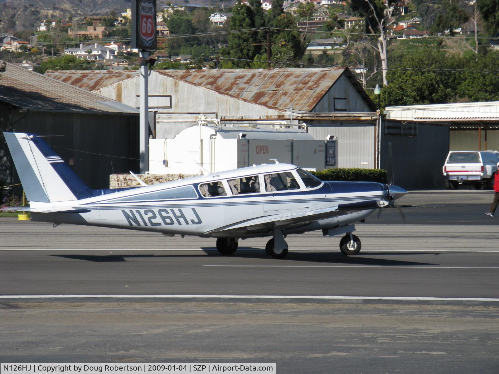 N126HJ, 1969 Piper PA-24-260TC Comanche Turbo C C/N 24-4878, 1969 Piper PA-24-260TC COMANCHE 260 Turbo C, Lycoming TIO-540-N1A5 260 Hp, landing roll Rwy 04