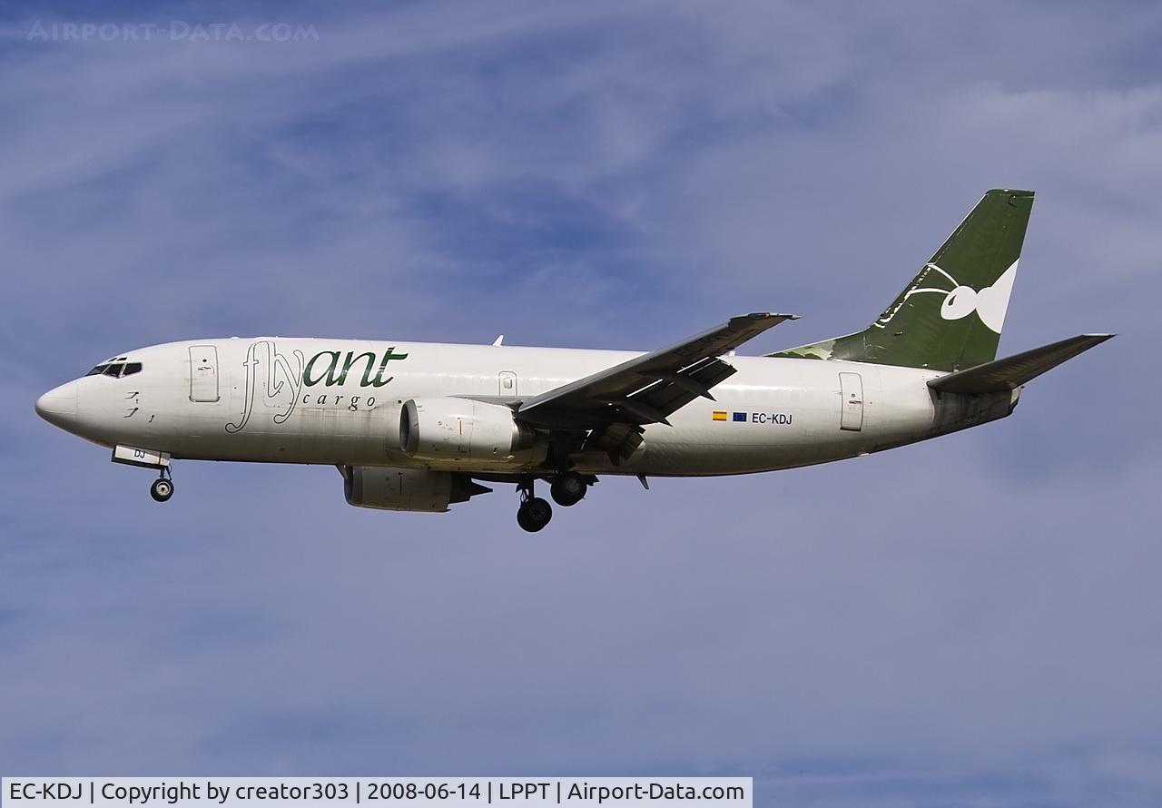 EC-KDJ, Boeing 737-301(SF) C/N 23743, flyant Cargo