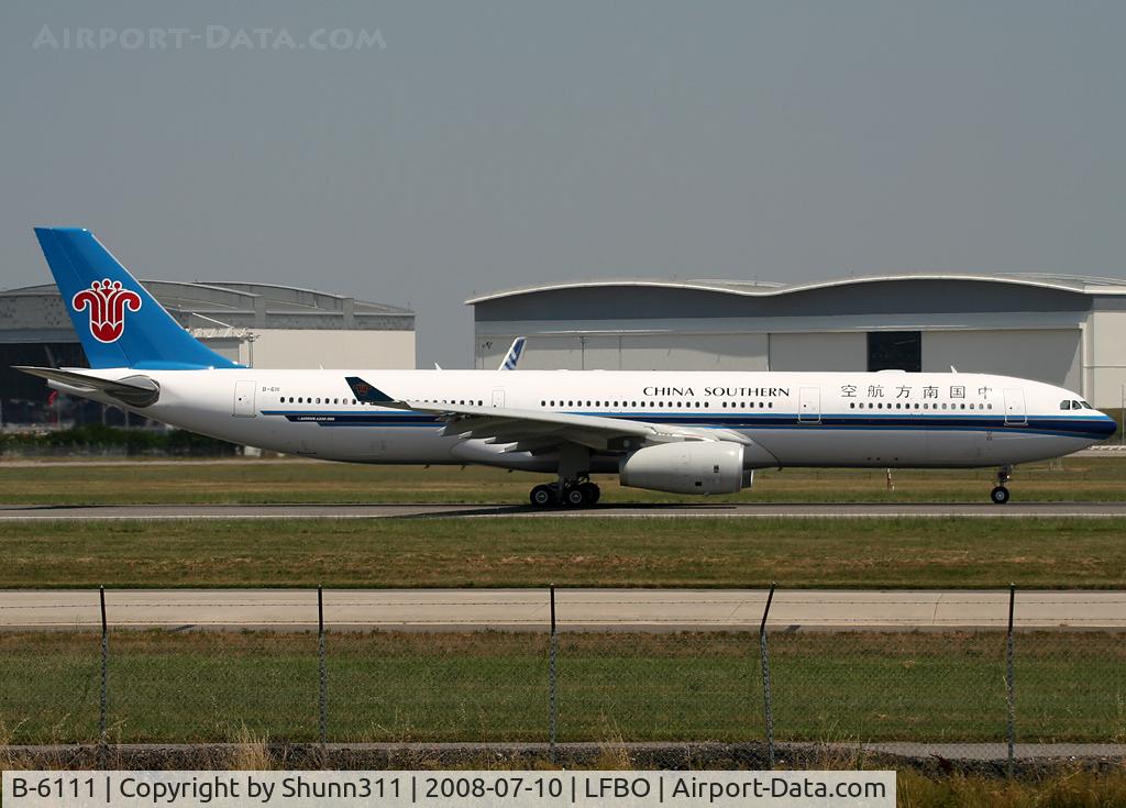 B-6111, 2008 Airbus A330-343E C/N 935, Rolling for delivery flight...