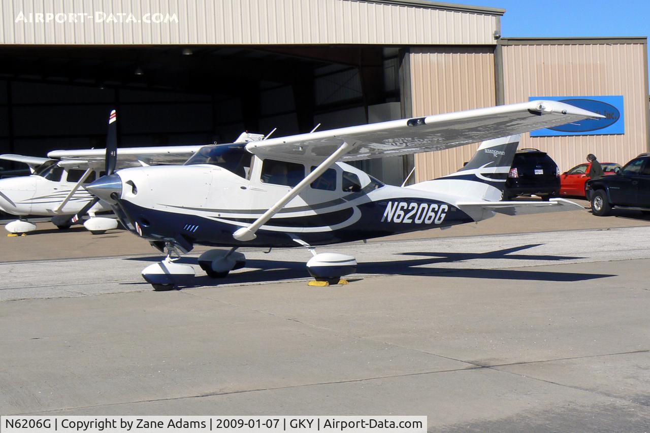 N6206G, 2008 Cessna T206H Turbo Stationair C/N T20608889, At Arlington Municipal