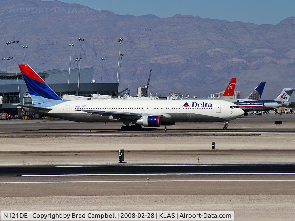 N121DE, 1987 Boeing 767-332 C/N 23435, Delta Airlines / 1987 Boeing 767-332