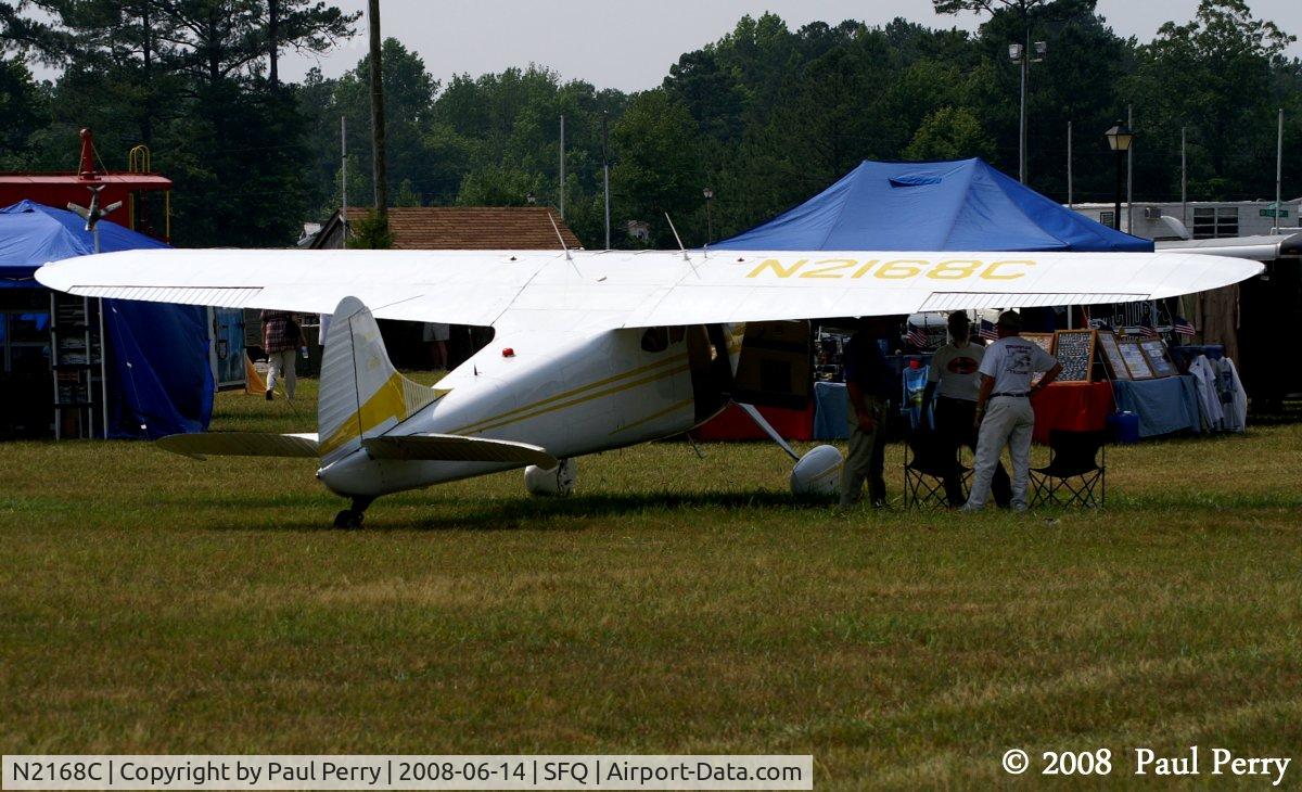 N2168C, 1954 Cessna 195B Businessliner C/N 16153, Those wings look bigger than they are sometimes