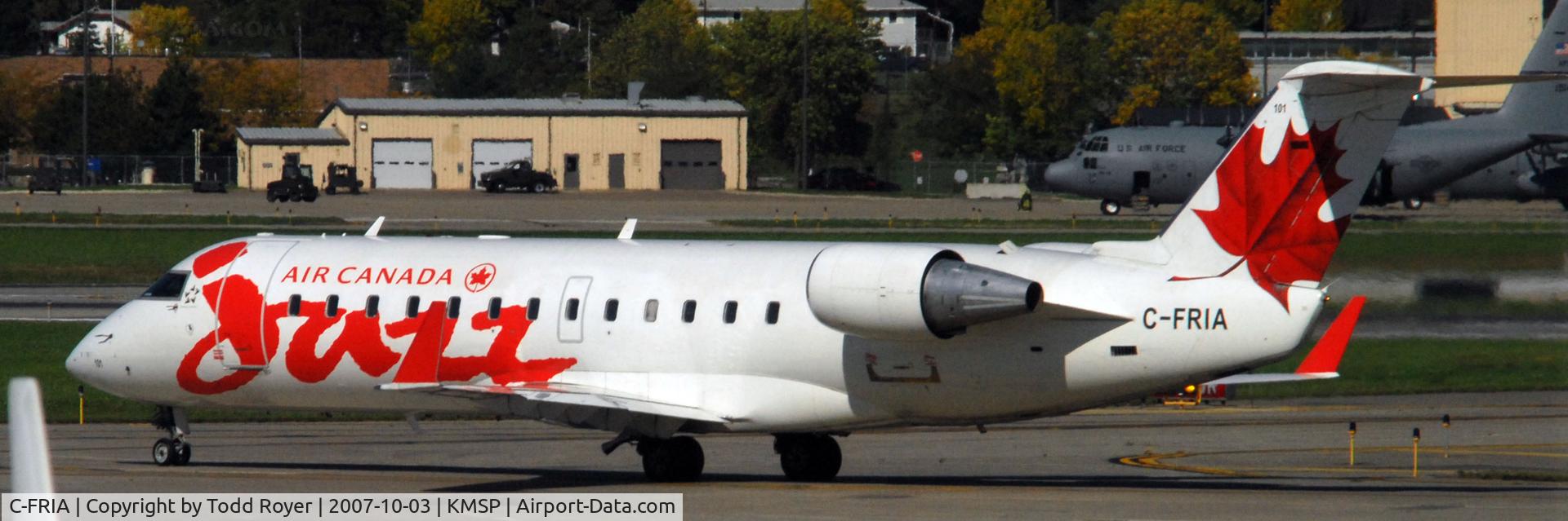 C-FRIA, 1994 Canadair CRJ-100ER (CL-600-2B19) C/N 7045, Taxi for departure