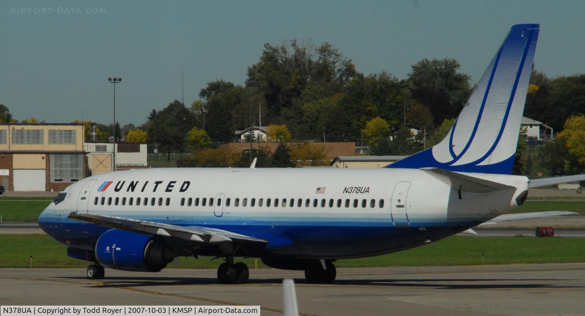 N378UA, 1990 Boeing 737-322 C/N 24653, Taxi for departure