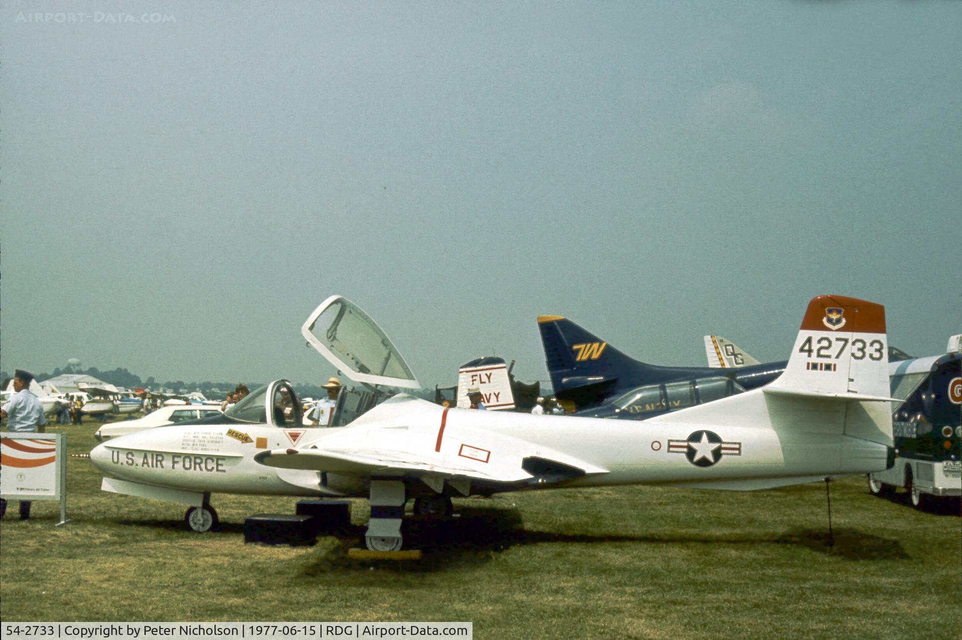 54-2733, 1954 Cessna T-37B Tweety Bird C/N 40009, This Tweetybird was on static display at the 1977 Reading Airshow in Pennsylvania.