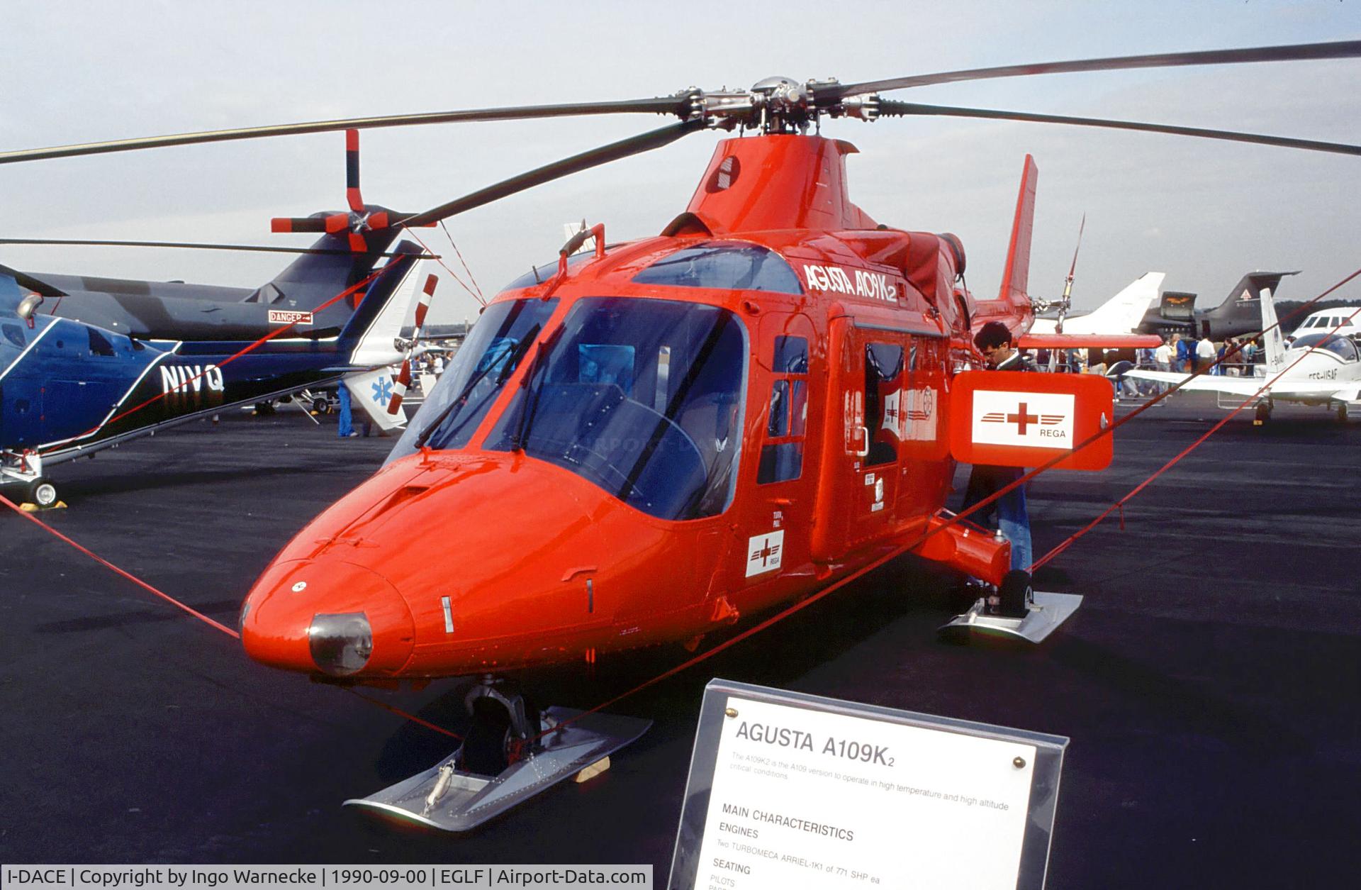 I-DACE, 1984 Agusta A-109K-2 C/N 7340, Agusta A.109K-2 Hirundo, EMS-Version for REGA (Switzerland) at Farnborough International 1990