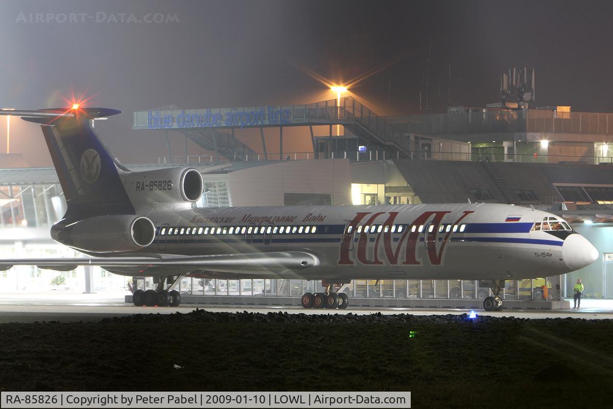 RA-85826, 1989 Tupolev Tu-154M C/N 89A812, first TU154 this Winter in Austria