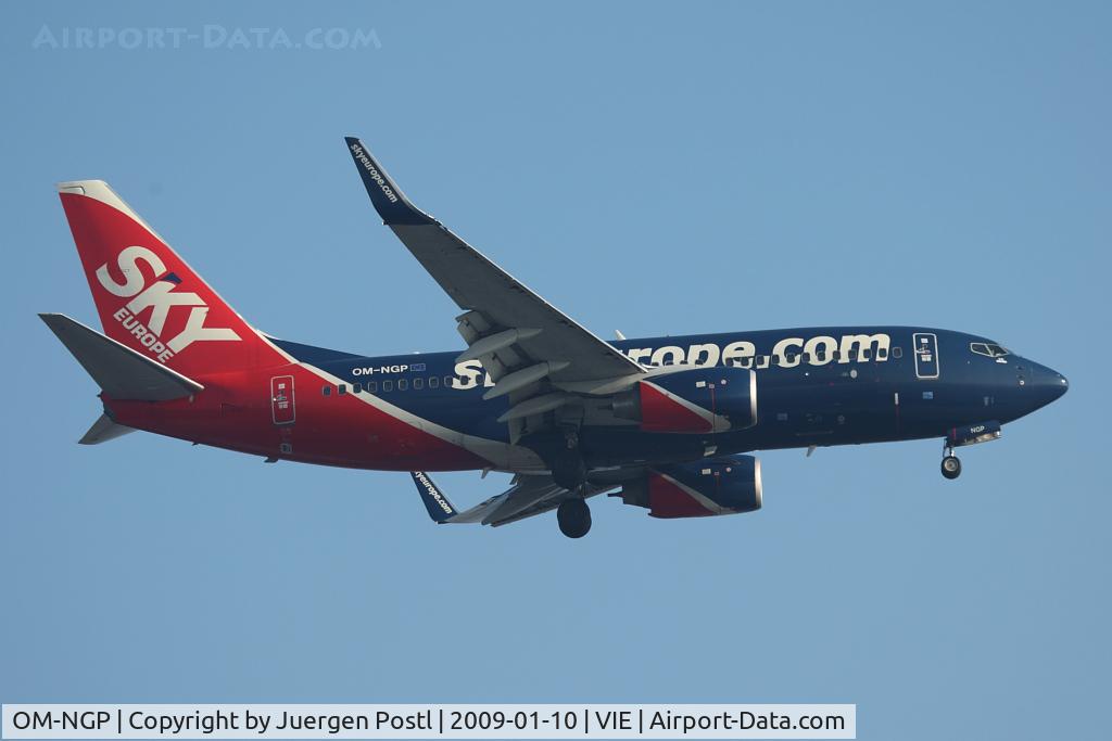 OM-NGP, 2007 Boeing 737-7GL C/N 34760, Boeing 737-7GL