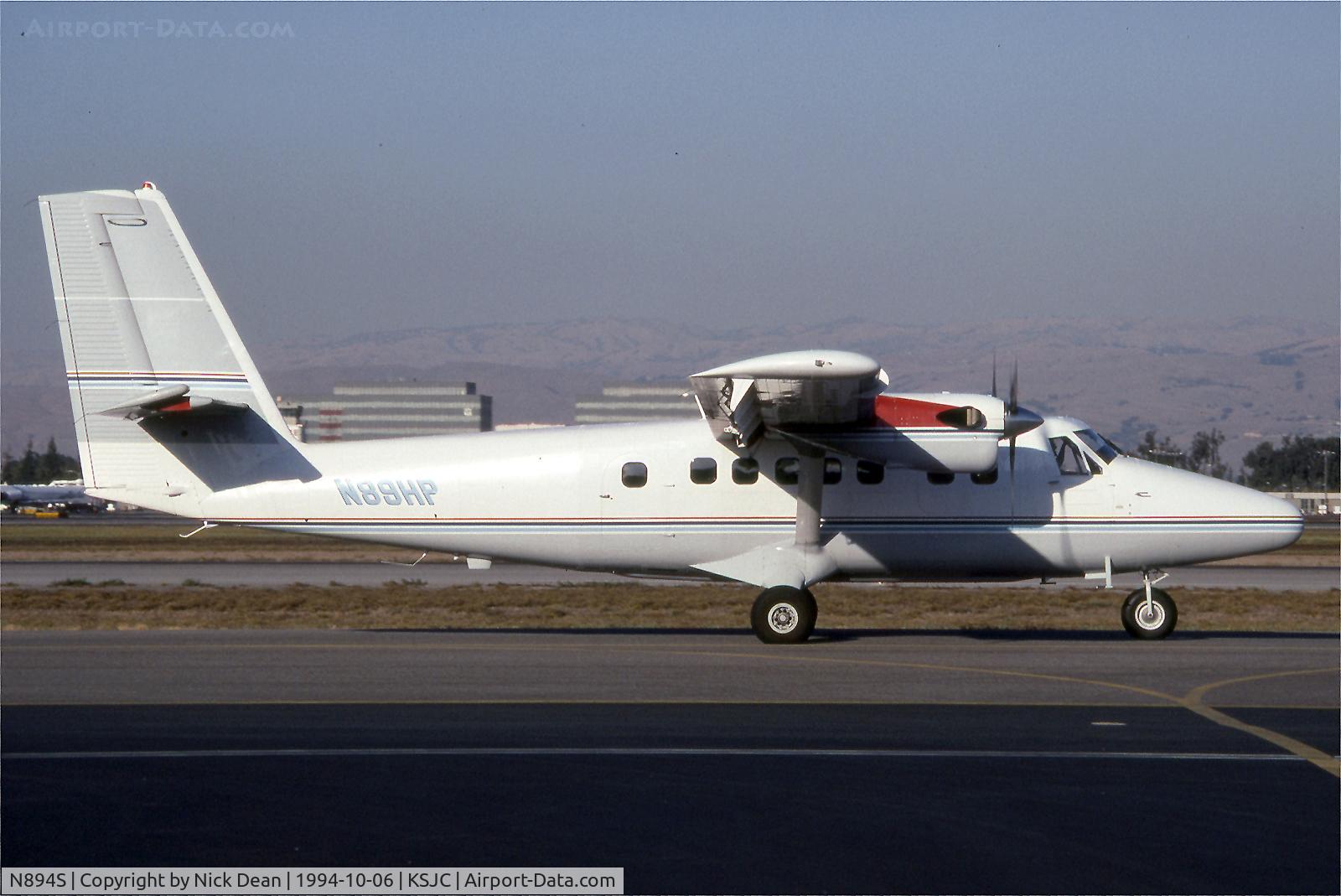 N894S, 1981 De Havilland Canada DHC-6-300 Twin Otter C/N 779, KSJC (Seen here as N89HP of Hewlett Packard at the 1994 Duke Owners fly-in this reg is currently on a C150 the DHC6 is currently registered N894S as posted)