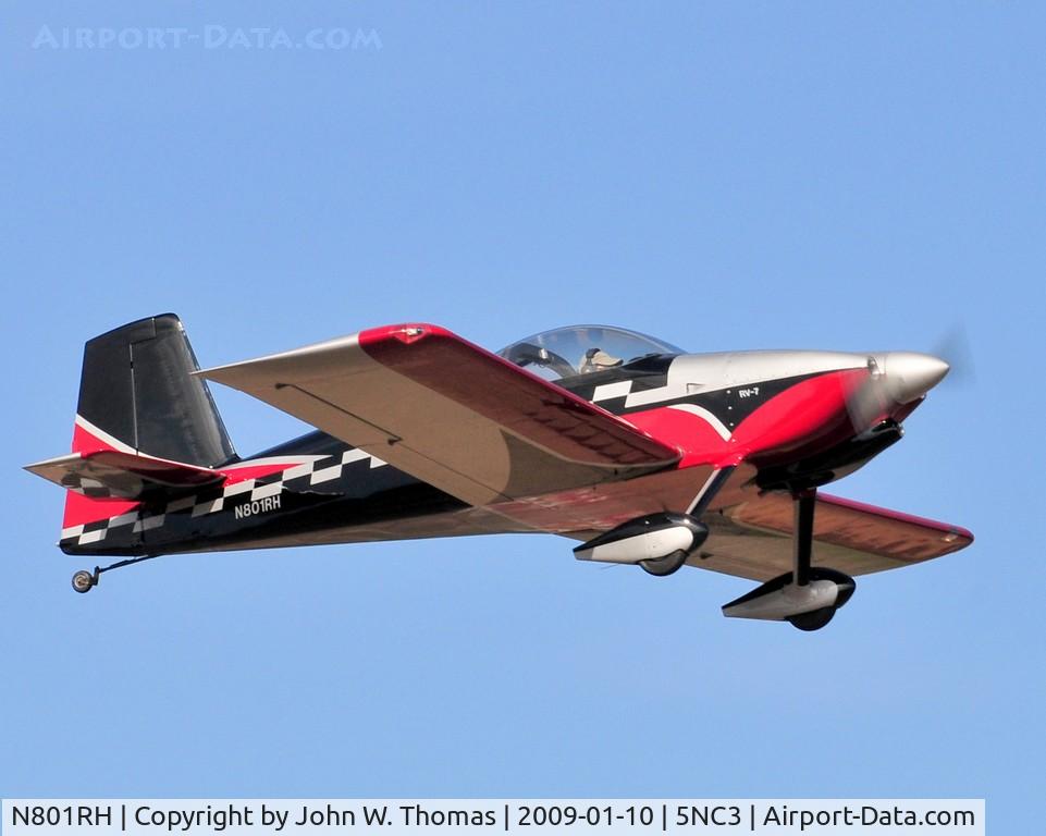 N801RH, 2006 Vans RV-7 C/N 71288, Departing runway 13