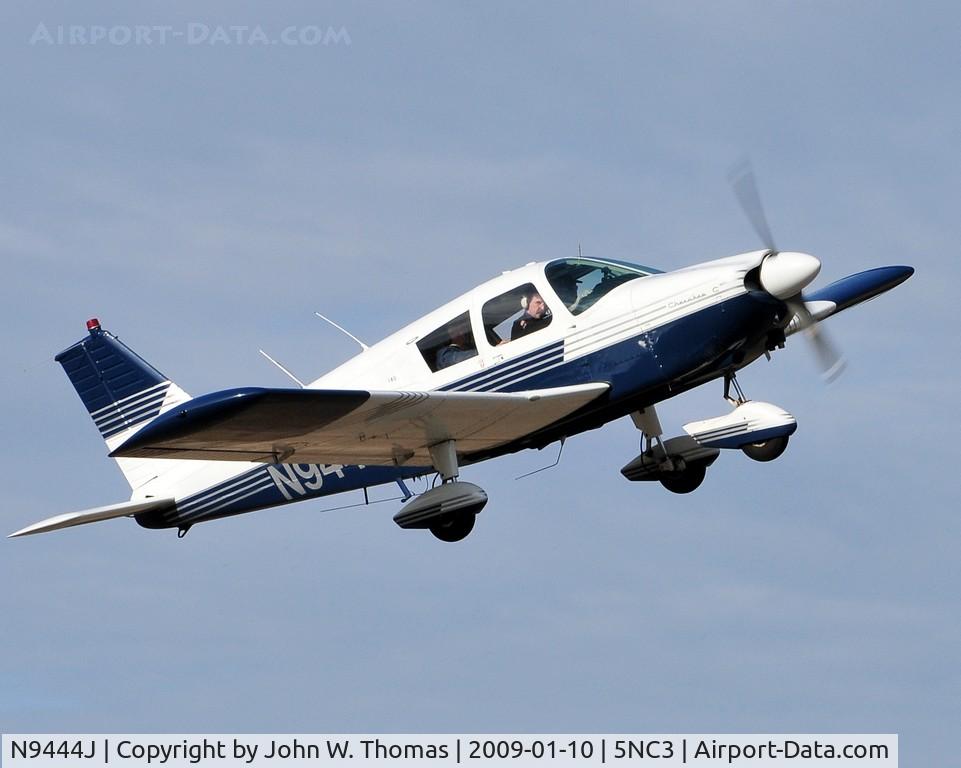 N9444J, 1966 Piper PA-28-180 C/N 28-3556, Departing runway 13