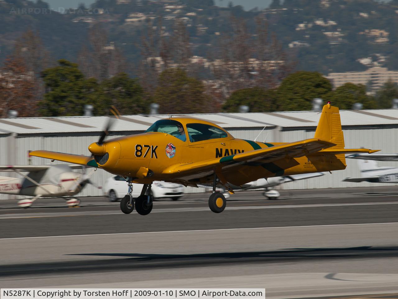 N5287K, 1950 Ryan Navion B C/N NAV-4-2187B, N5287K arriving on RWY 21