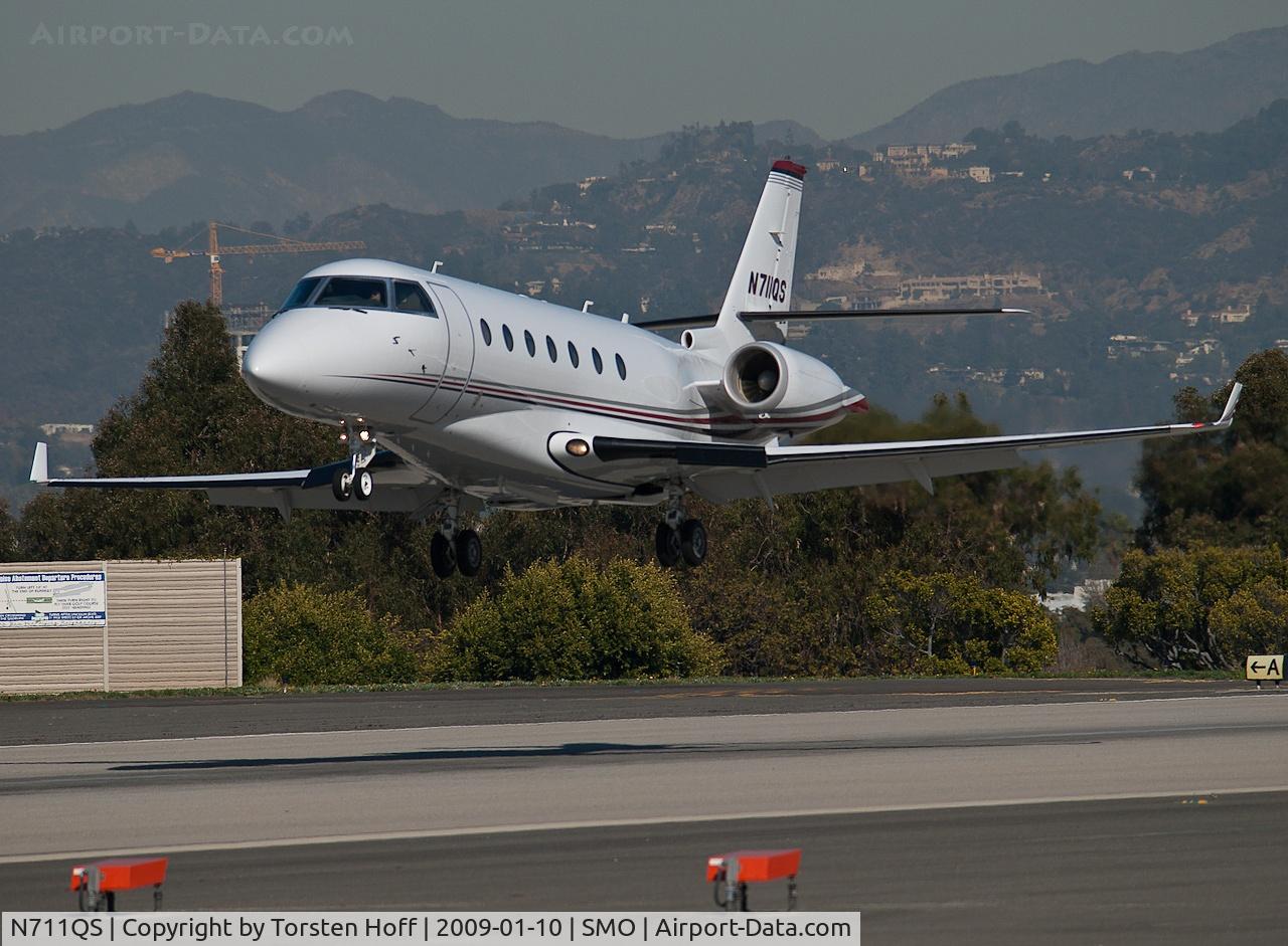 N711QS, 2006 Israel Aircraft Industries Gulfstream 200 C/N 129, N711QS arriving on RWY 21
