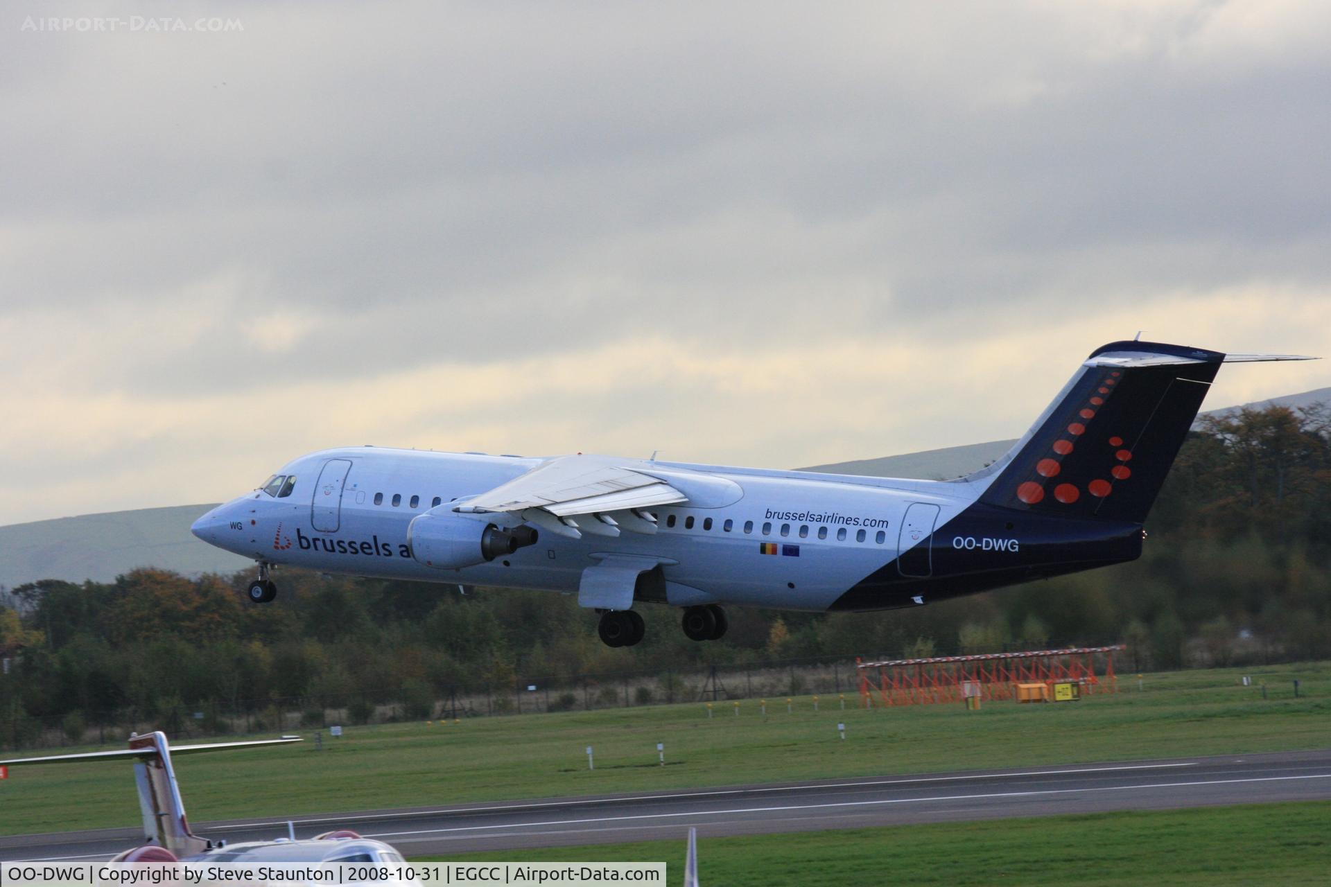 OO-DWG, 1998 British Aerospace Avro 146-RJ100 C/N E3336, Taken at Manchester Airport, October 2008