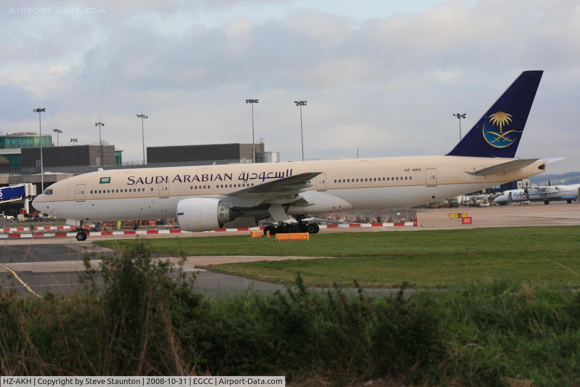 HZ-AKH, 1998 Boeing 777-268/ER C/N 28351, Taken at Manchester Airport, October 2008