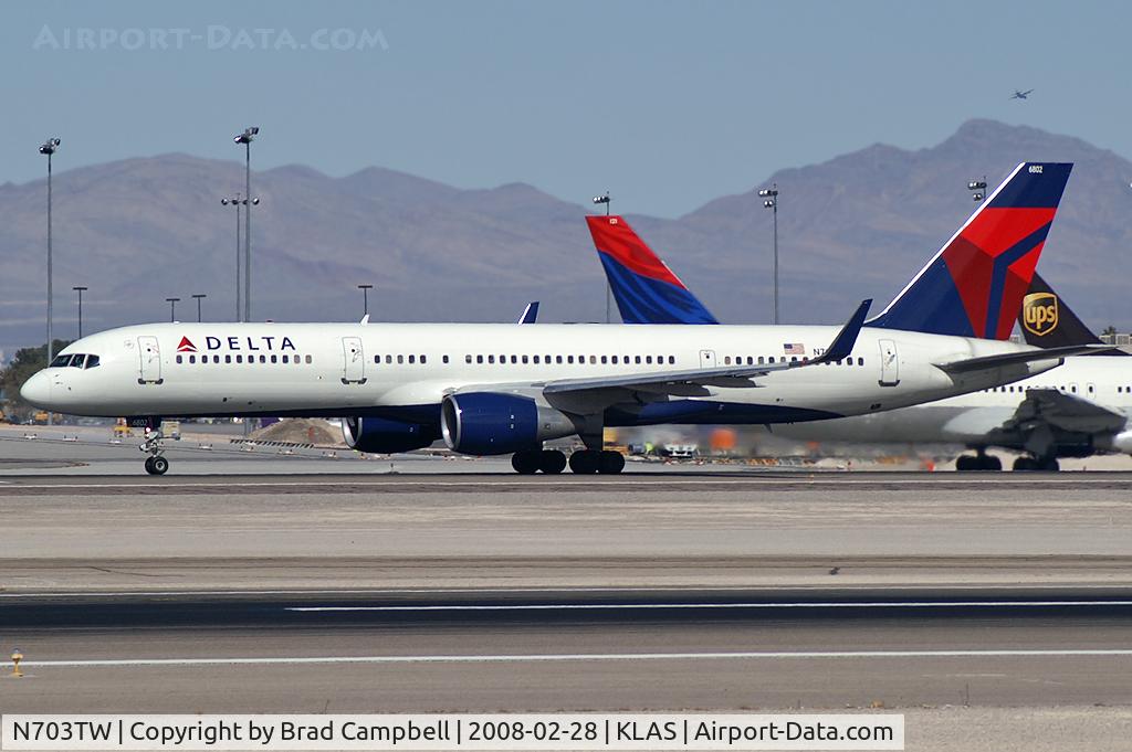 N703TW, 1996 Boeing 757-2Q8 C/N 27620, Delta Airlines / 1996 Boeing 757-2Q8