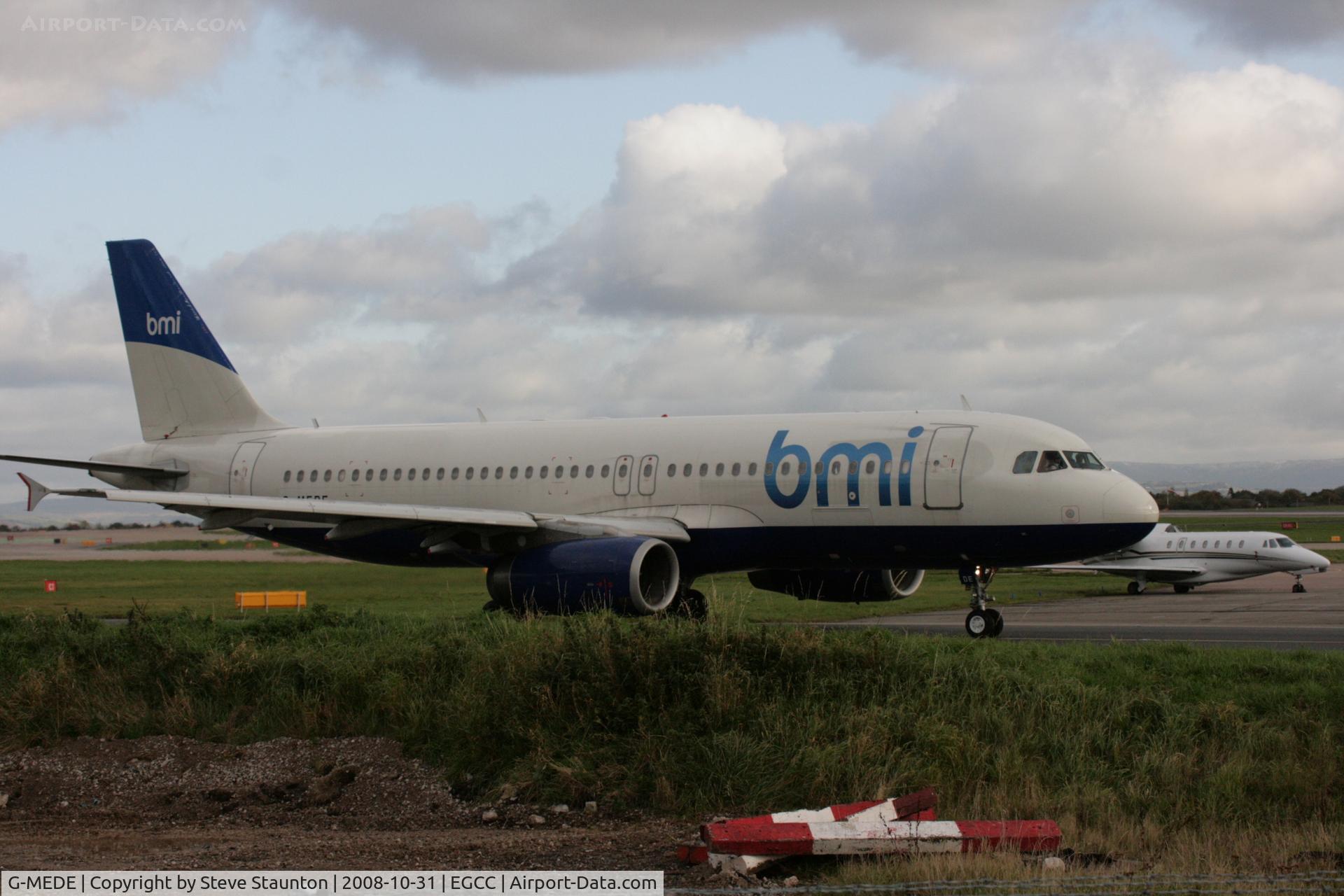 G-MEDE, 2000 Airbus A320-232 C/N 1194, Taken at Manchester Airport, October 2008