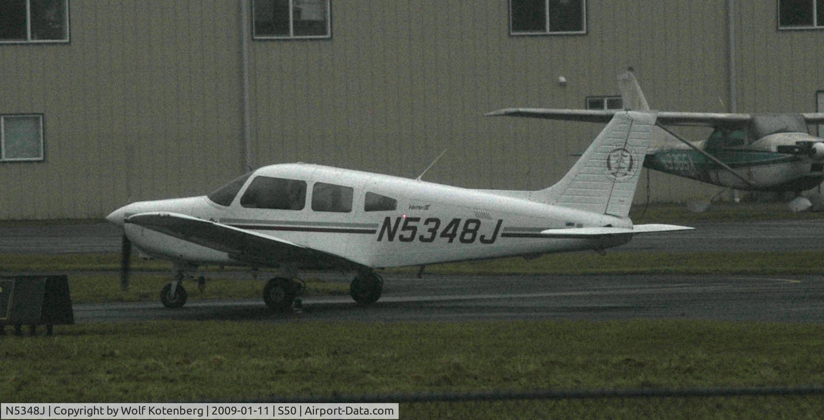 N5348J, Piper PA-28-161 C/N 2842134, after warm-up