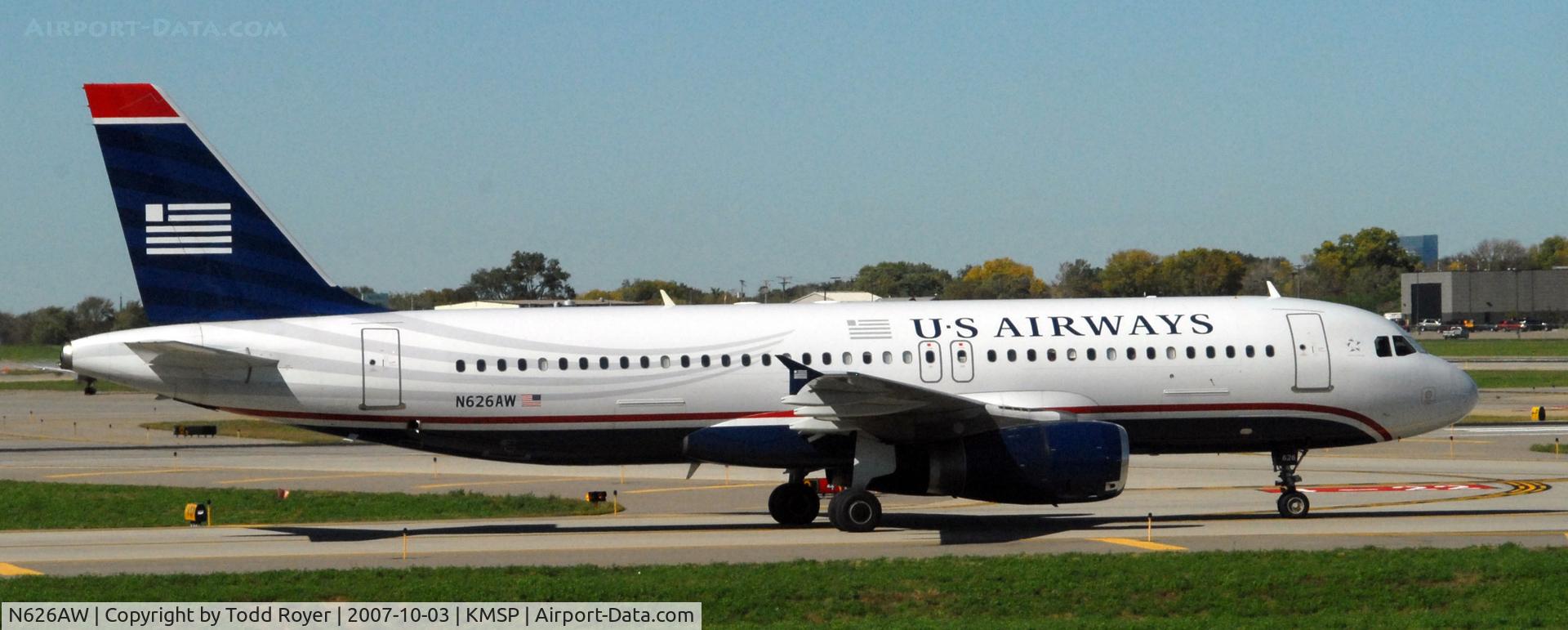 N626AW, 1989 Airbus A320-231 C/N 65, Taxi to gate