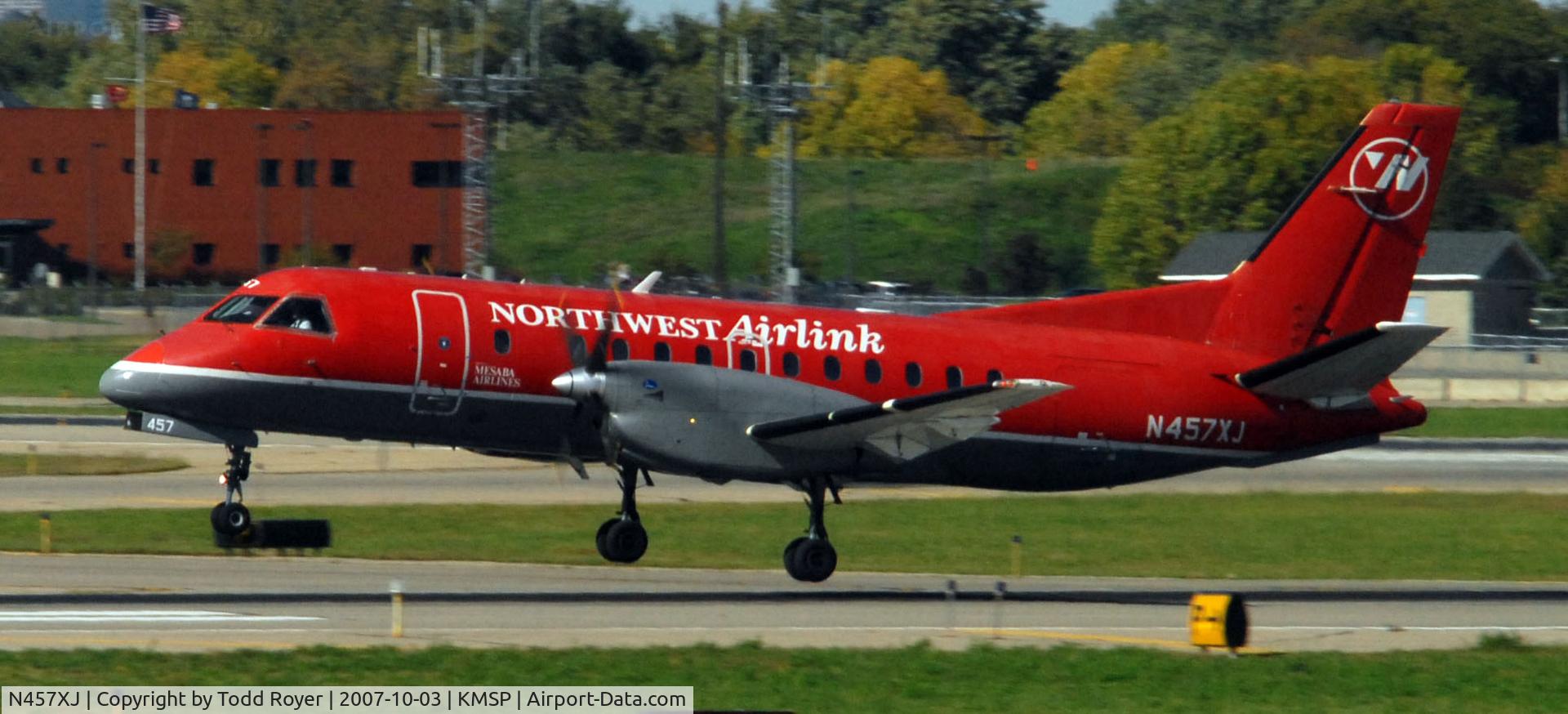 N457XJ, 1998 Saab 340B+ C/N 340B-457, Landing Runway 22 at MSP