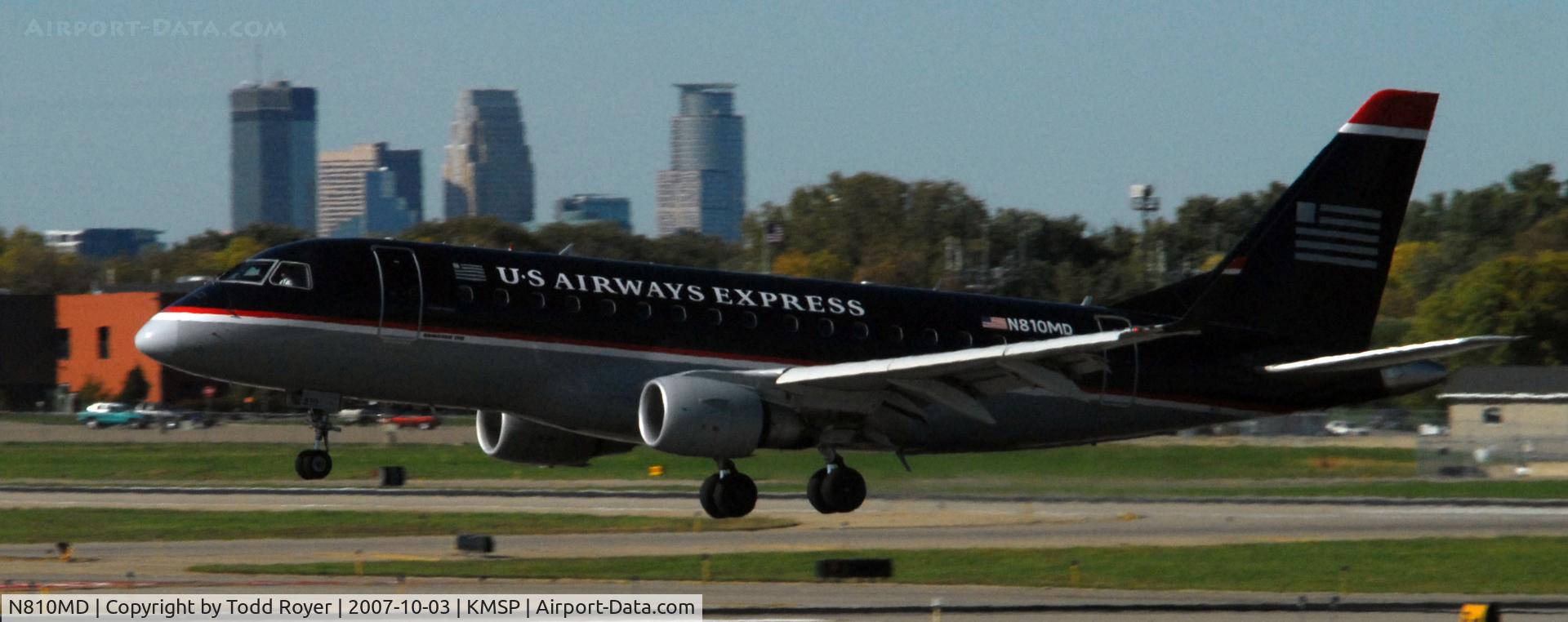 N810MD, 2004 Embraer 170SU (ERJ-170-100SU) C/N 17000026, Landing Runway 22 at MSP