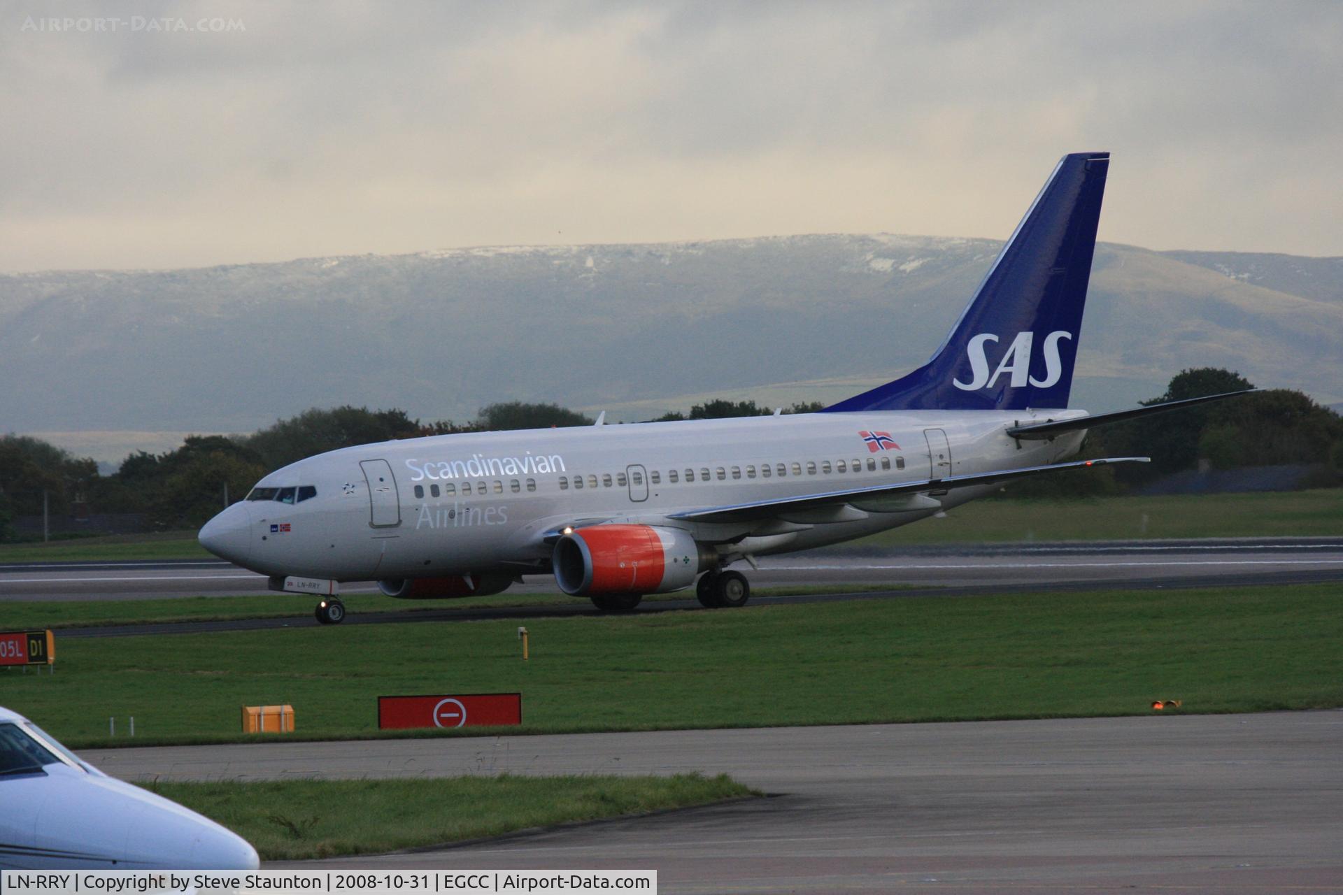 LN-RRY, 1998 Boeing 737-683 C/N 28297, Taken at Manchester Airport, October 2008